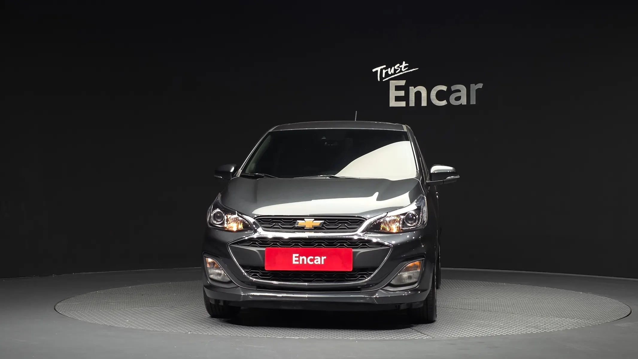 Chevrolet Spark 2019 2/5