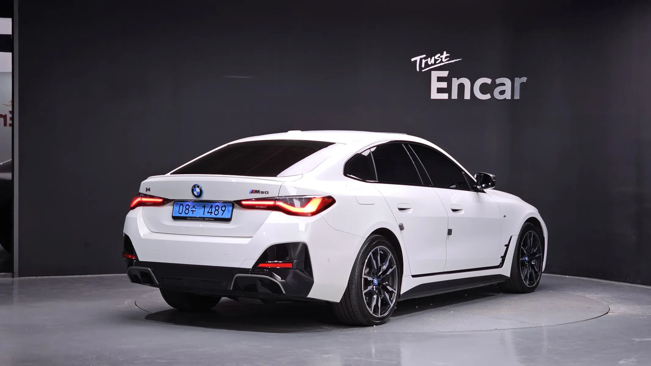 BMW i4 M50 2023 2/37