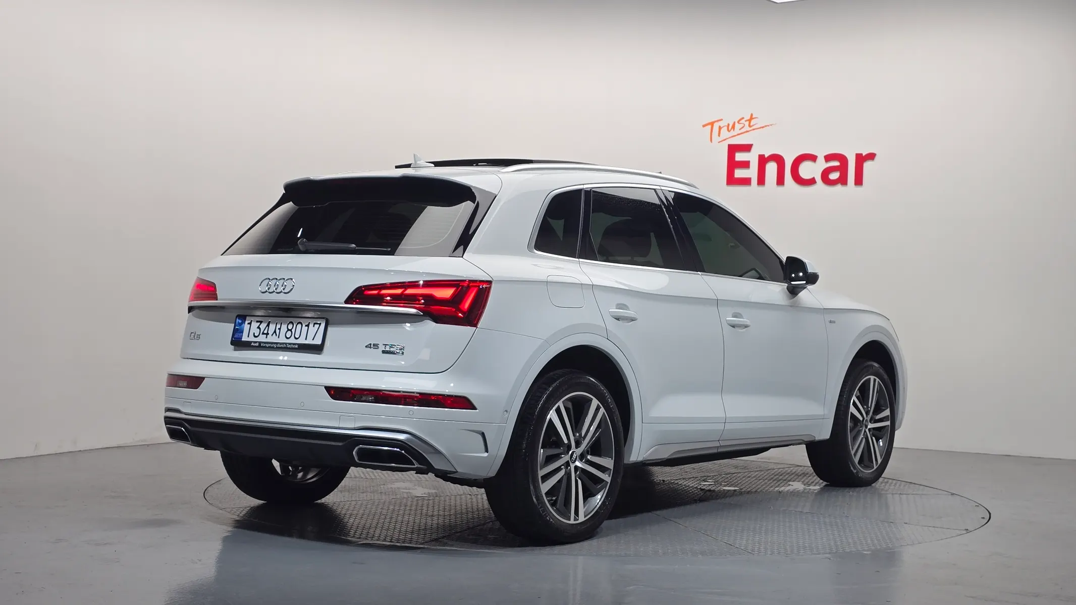 Audi Q5 (FY) 45 TFSI 2021 2/34