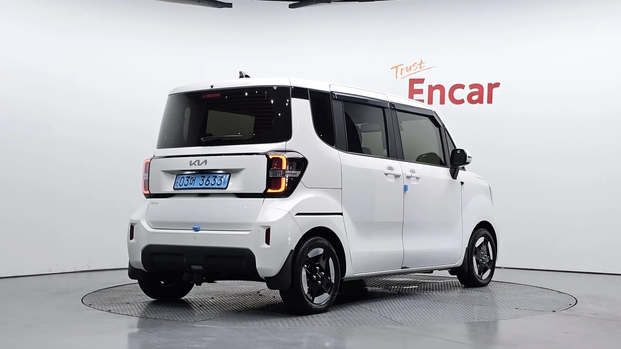 Kia EV 2023 2/37