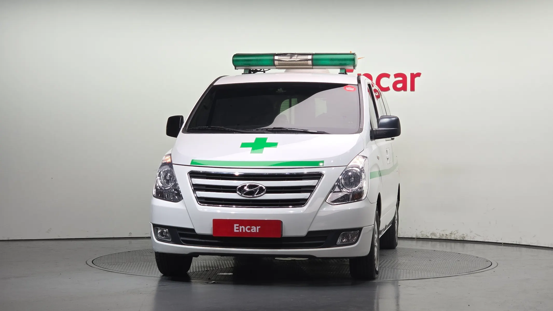 Hyundai Grand Starex 2015 2/5