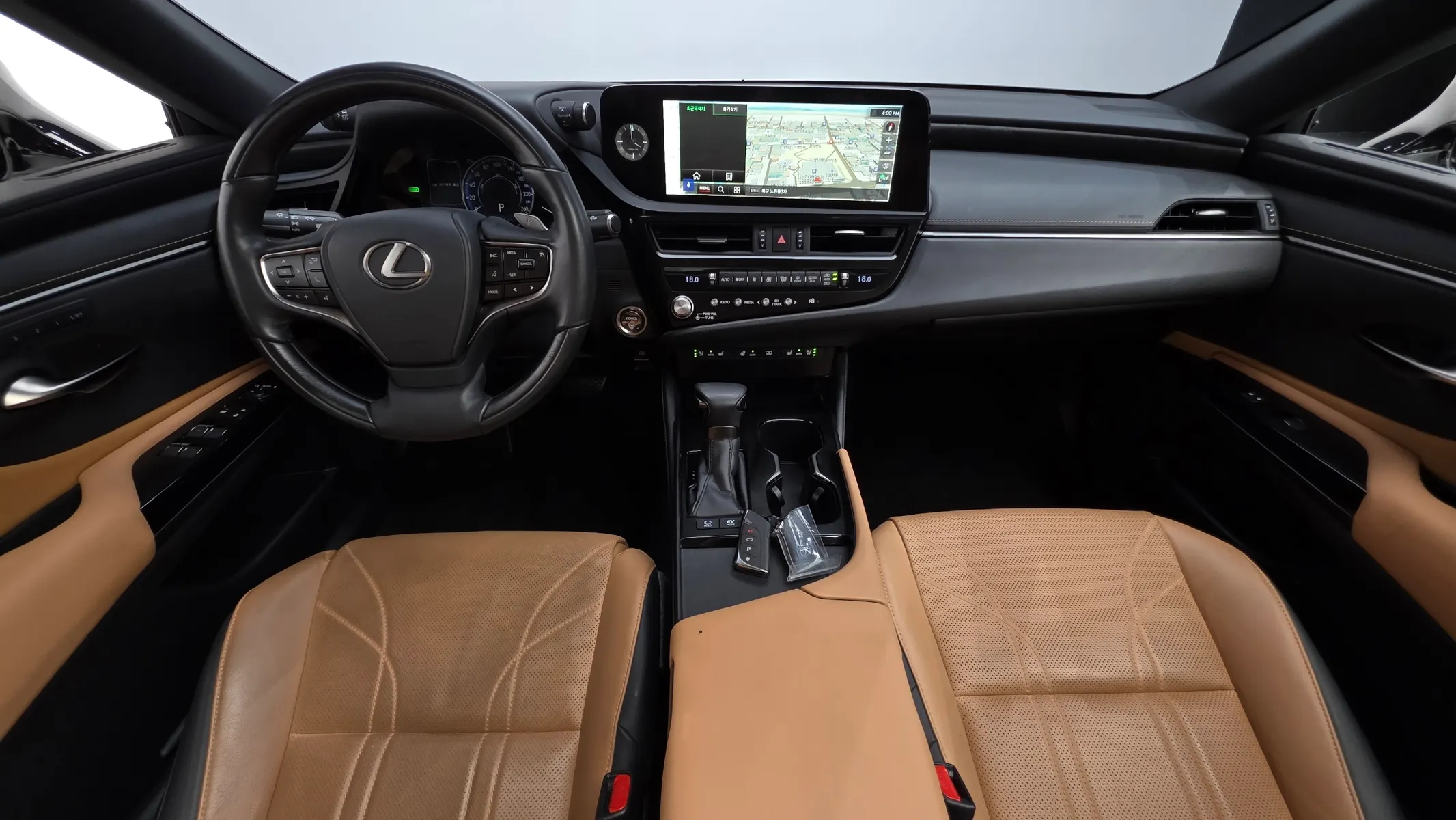 Lexus ES300h 7 2023 4/5