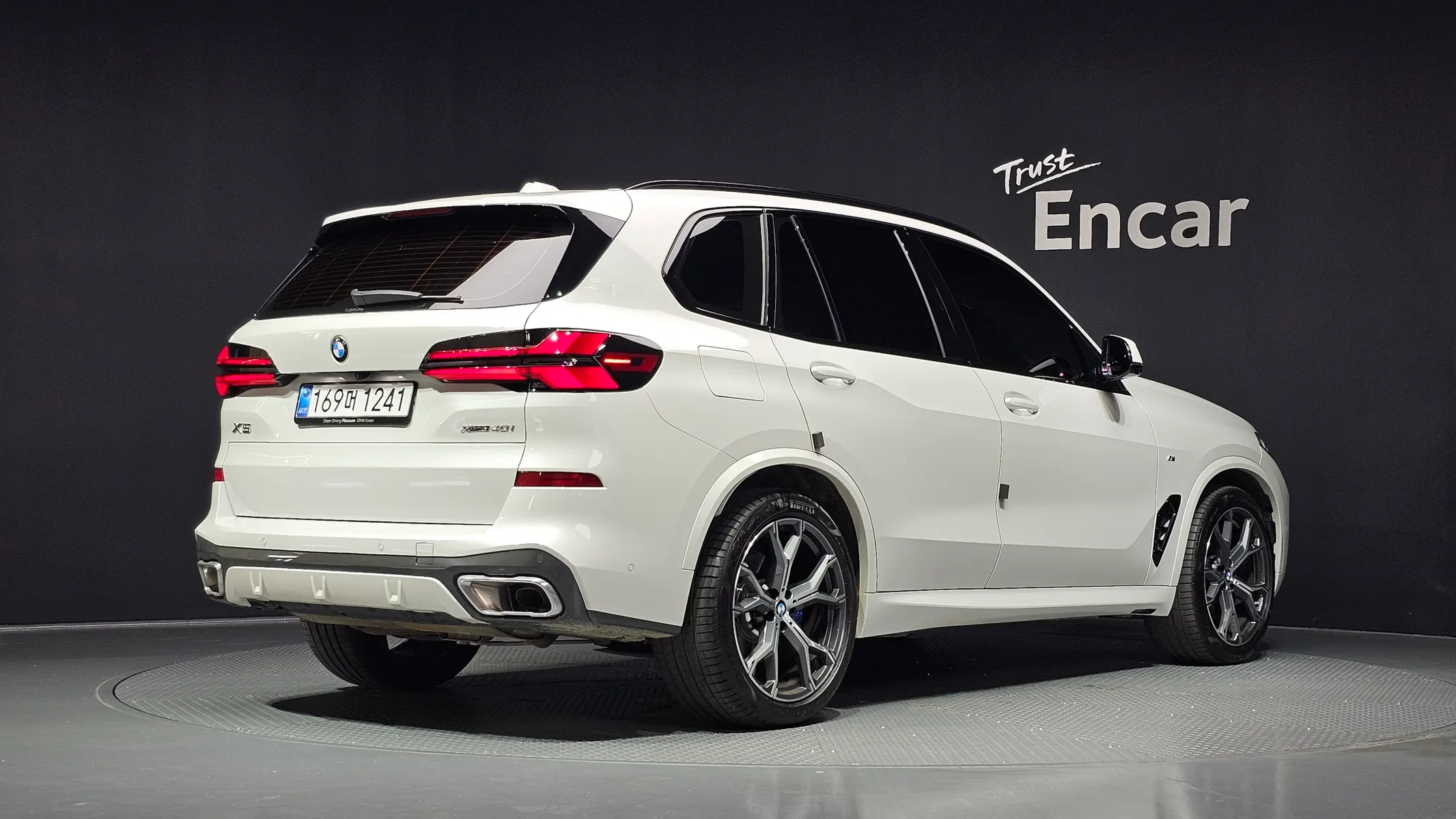 BMW X5 (G05) xDrive 40i M 2026 2/35