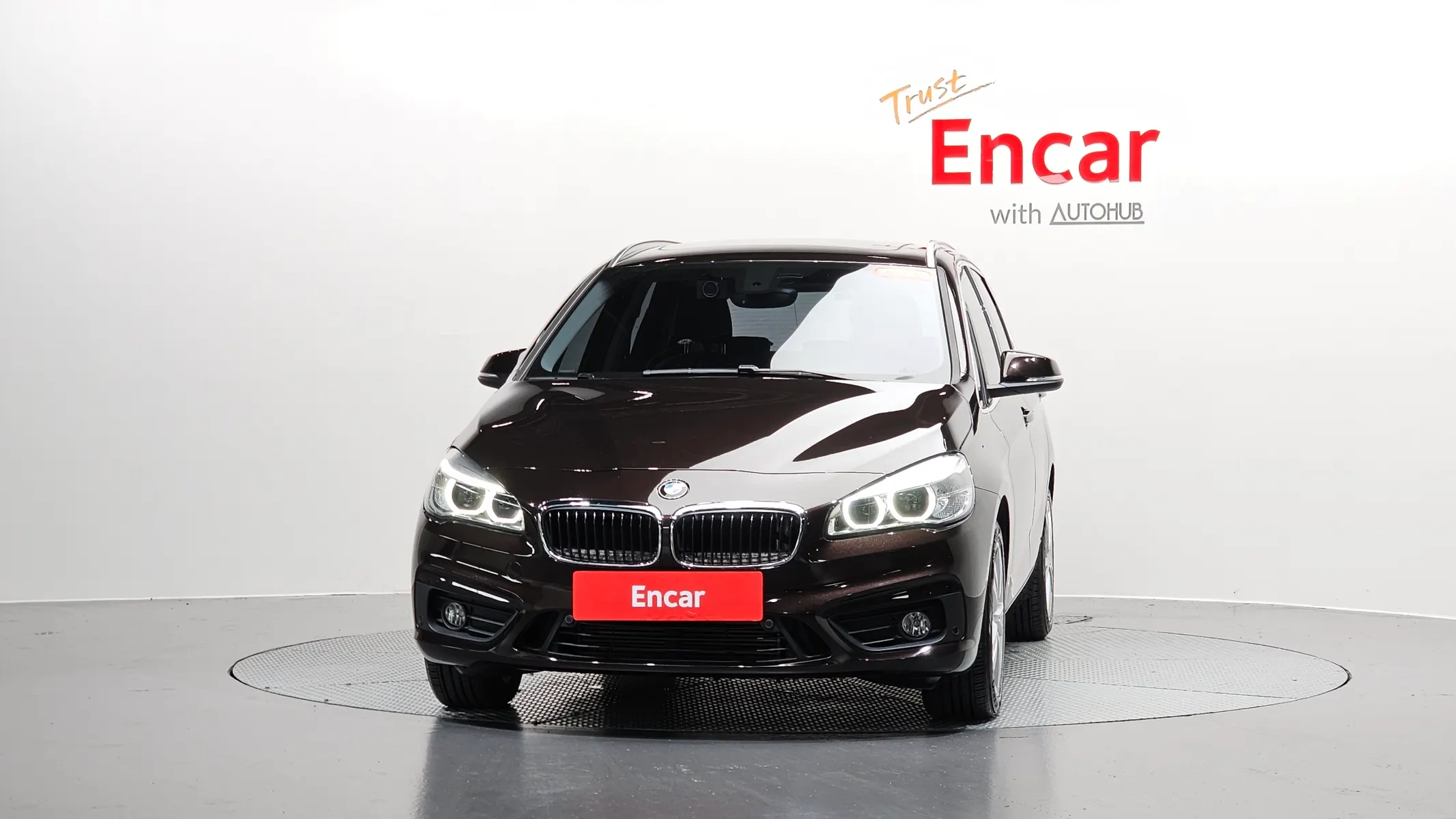 BMW 2 Series Tourer (F45) 2016 2/31