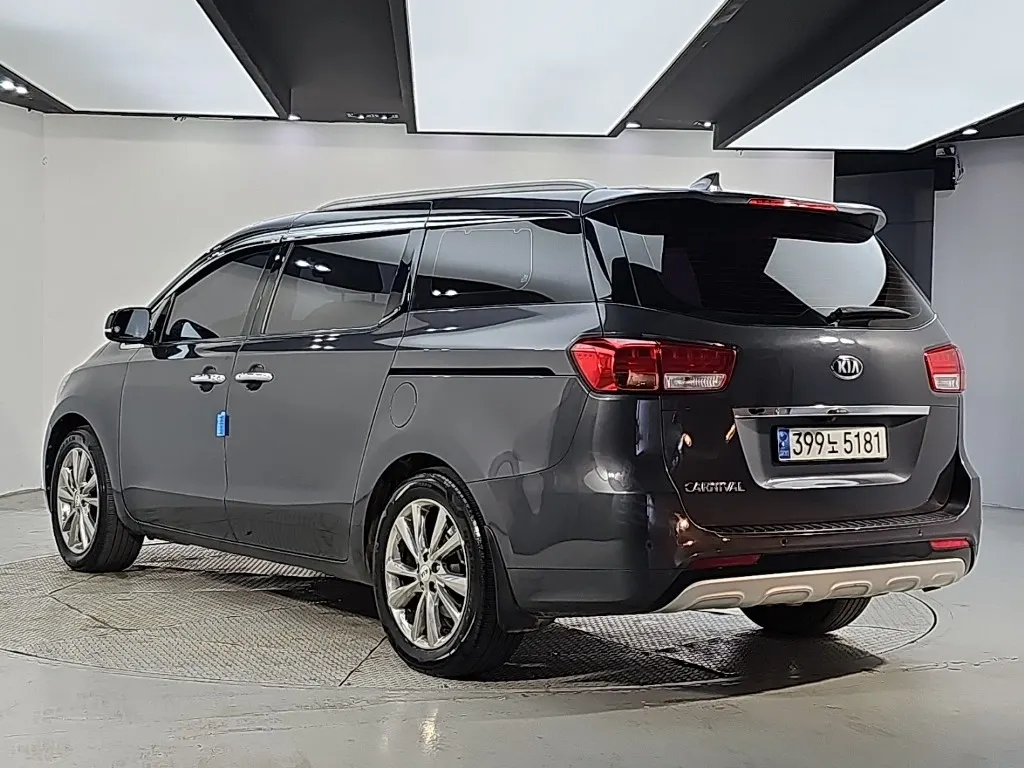 Kia 카니발 9 2015 2/5