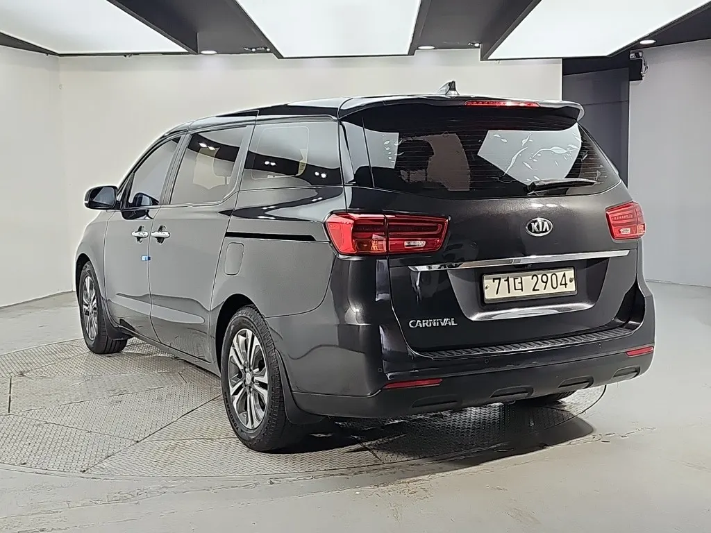 Kia 카니발 11 2018 2/5
