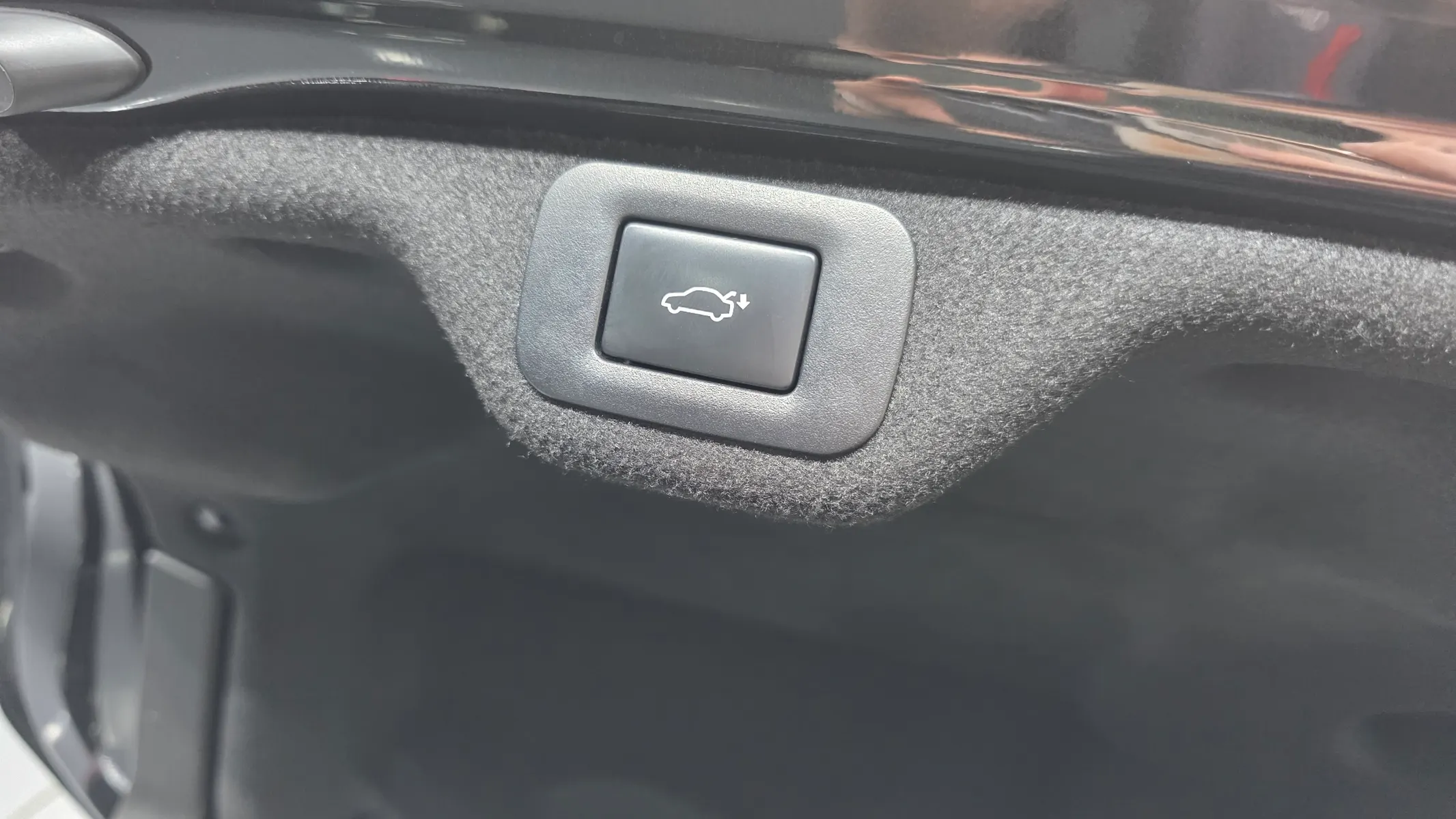 Lexus ES300h 7 2023 34/35