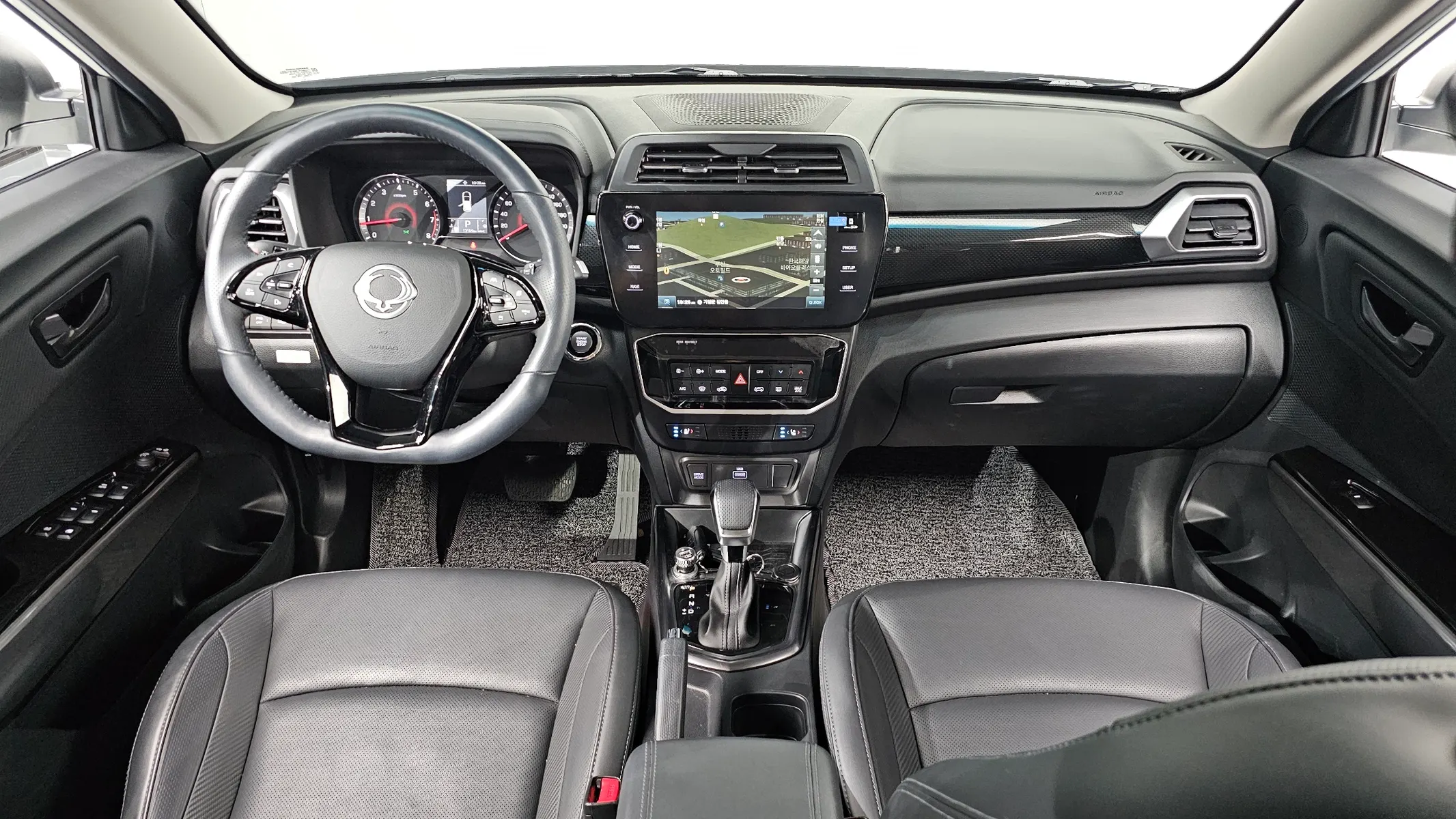 KG Mobility 티볼리 1.6 2WD 2024 4/5