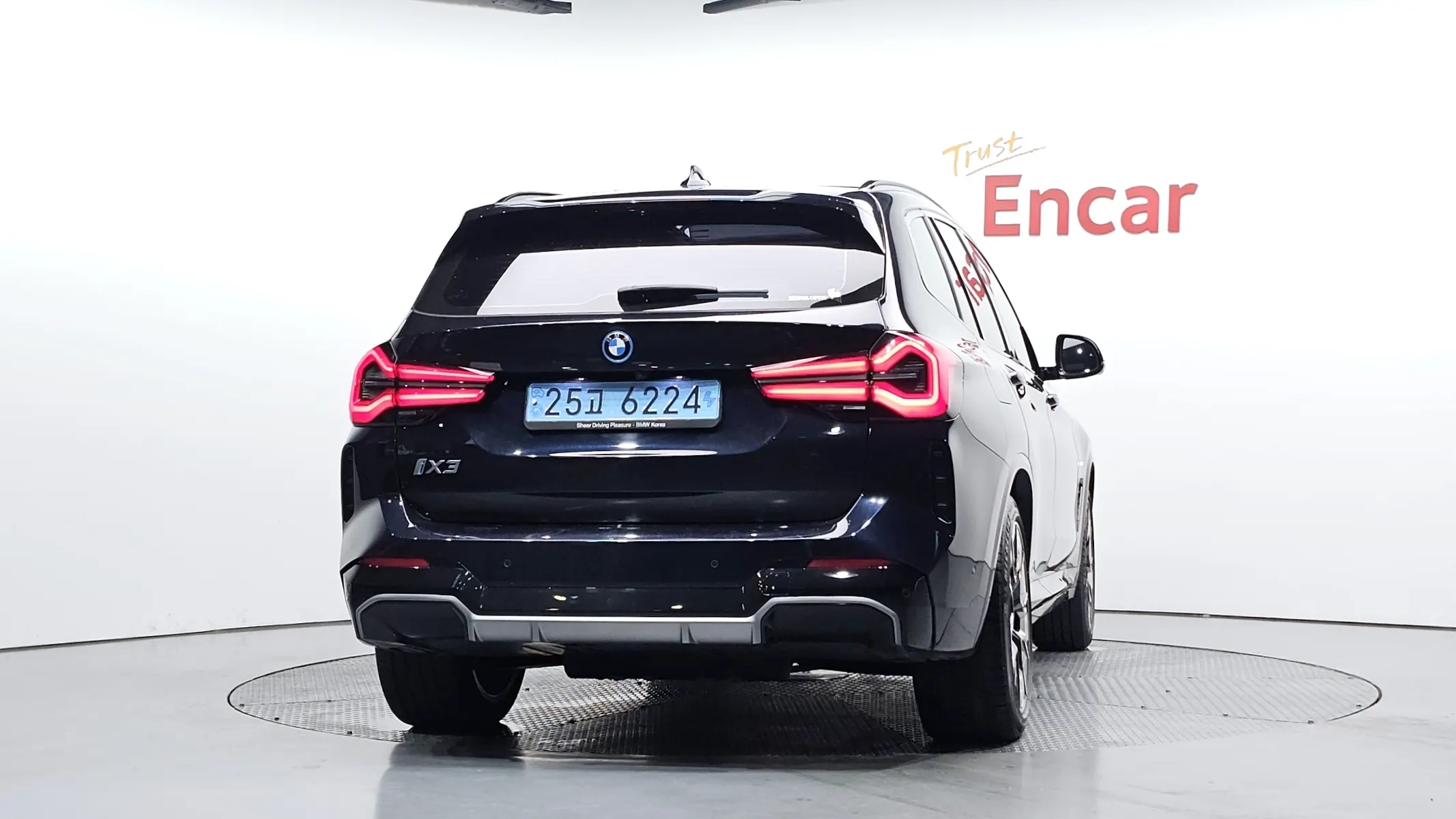 BMW iX3 M 2023 3/38