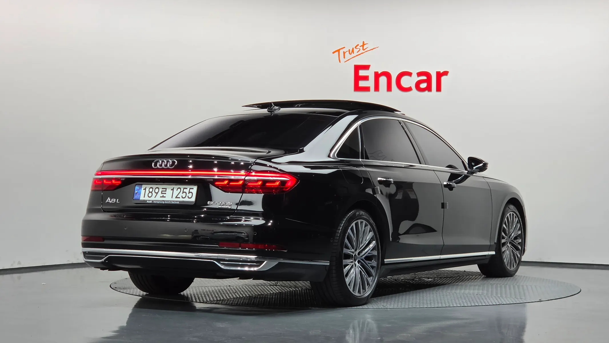 Audi A8 (D5) 60 TFSI LWB 2021 2/39
