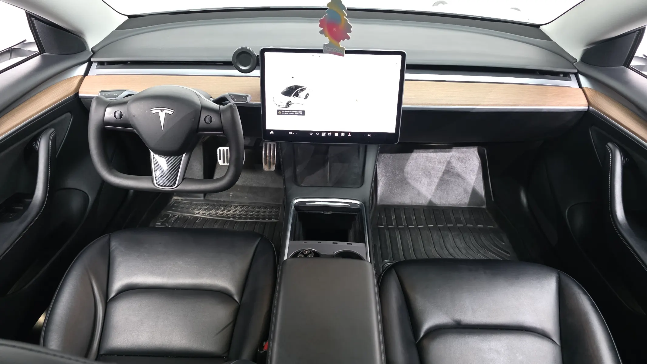 Tesla 3 AWD 2021 4/5