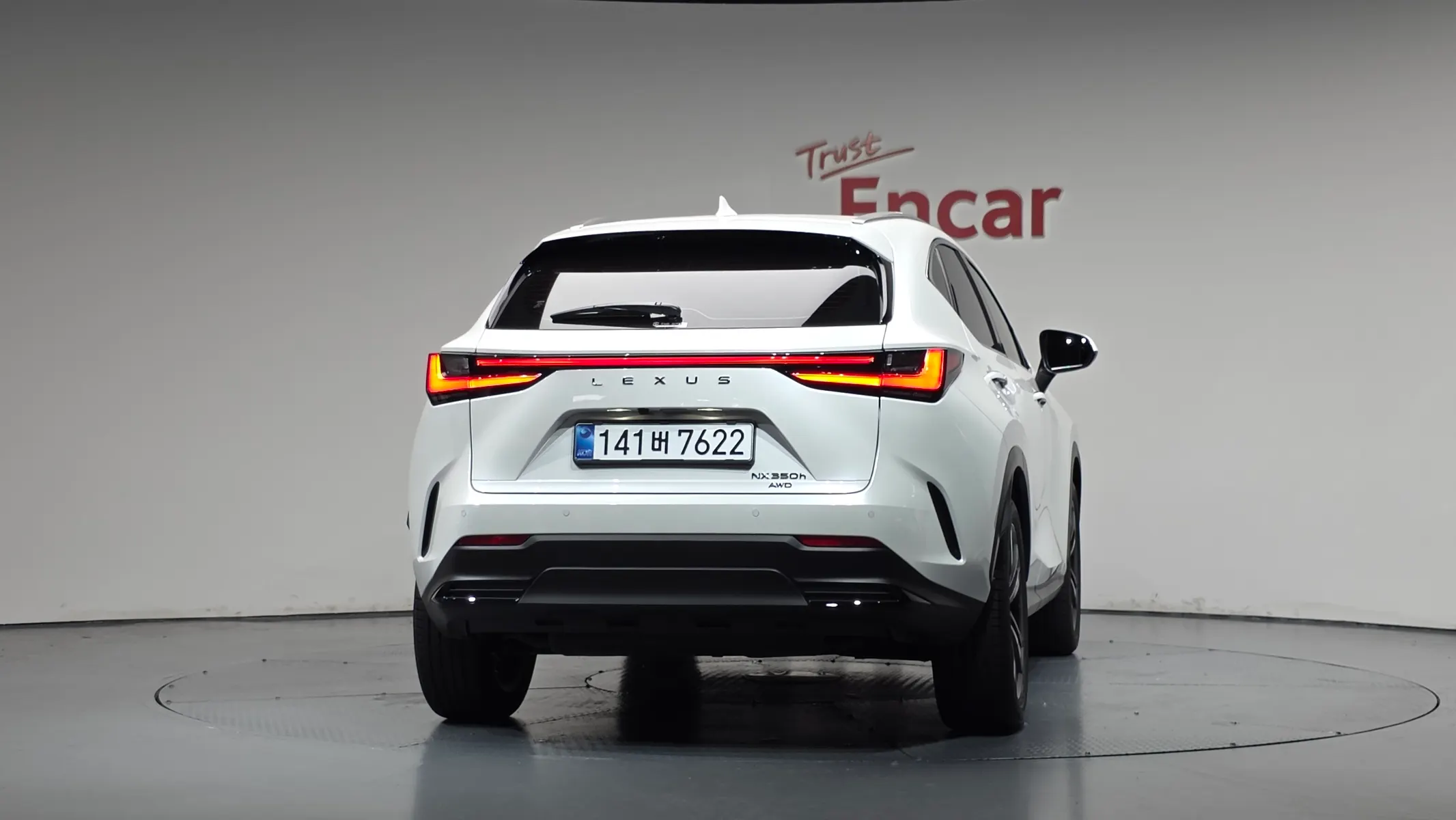 Lexus NX350h 2 2025 2/5