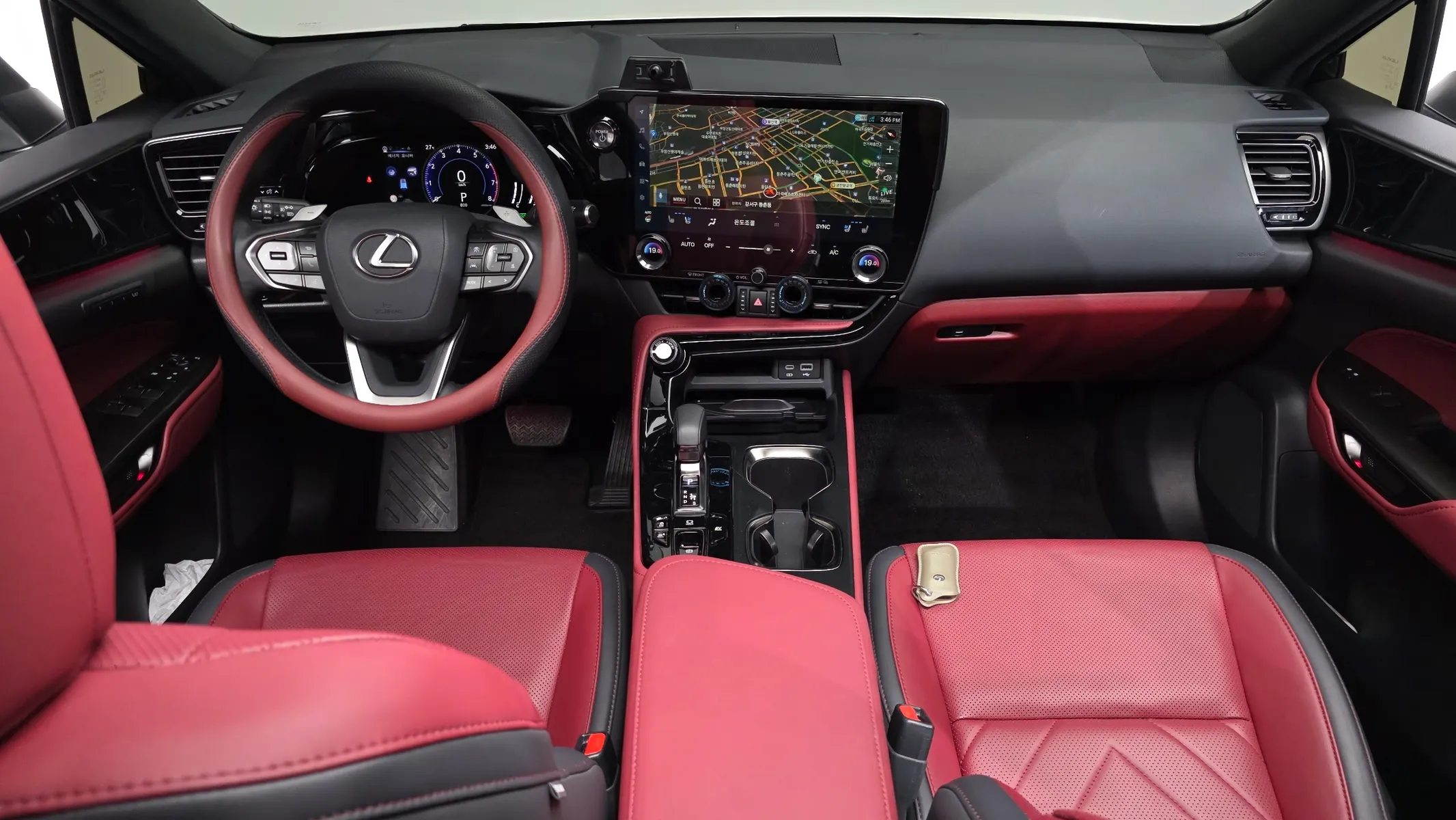 Lexus NX350h 2 2025 3/5
