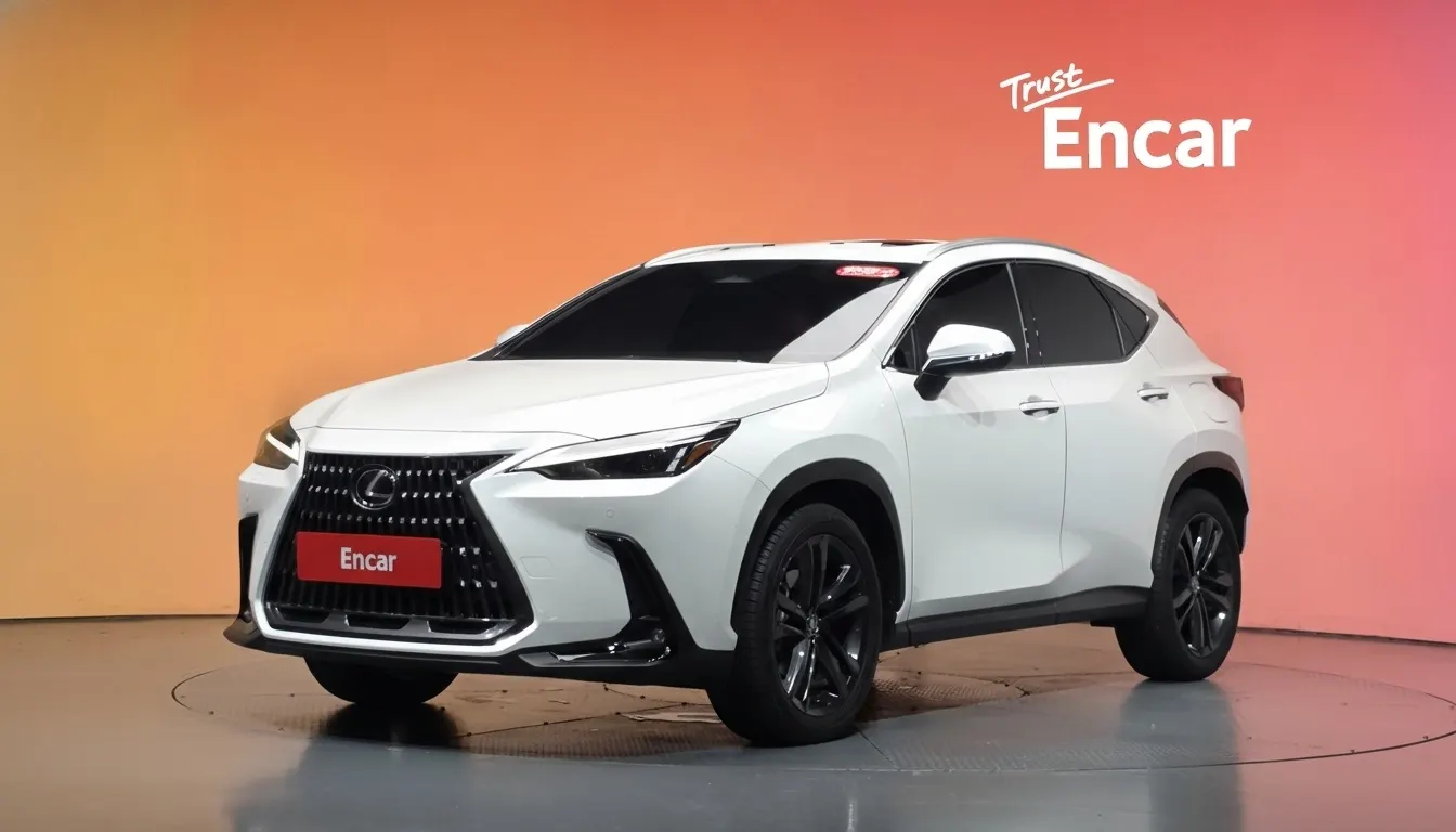 Lexus NX350h 2 2025 4/5