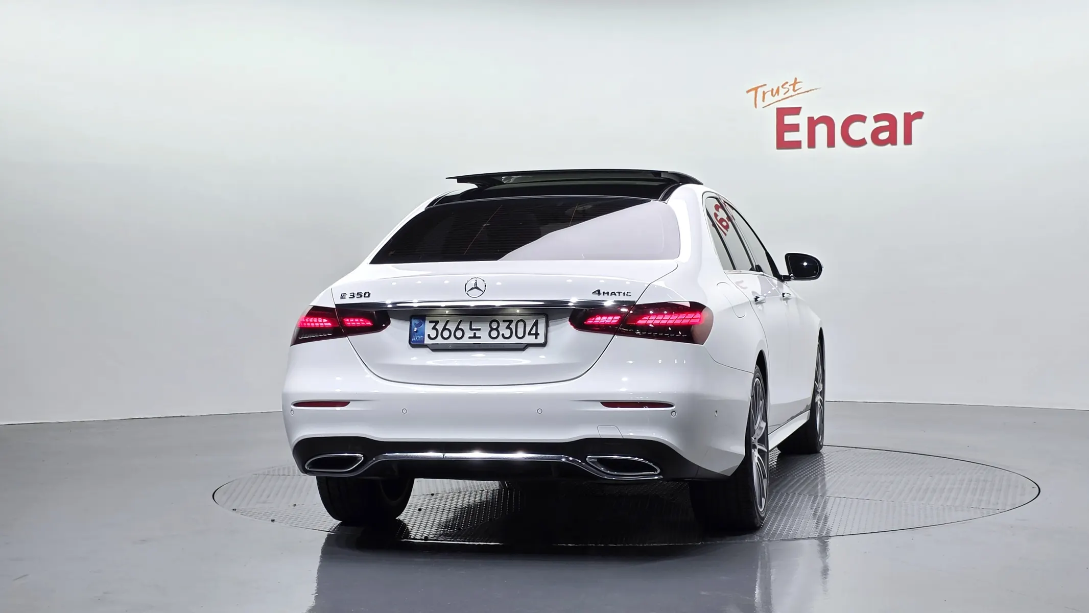 Mercedes-Benz E-Class W213 E350 4MATIC AMG Line 2022 3/34