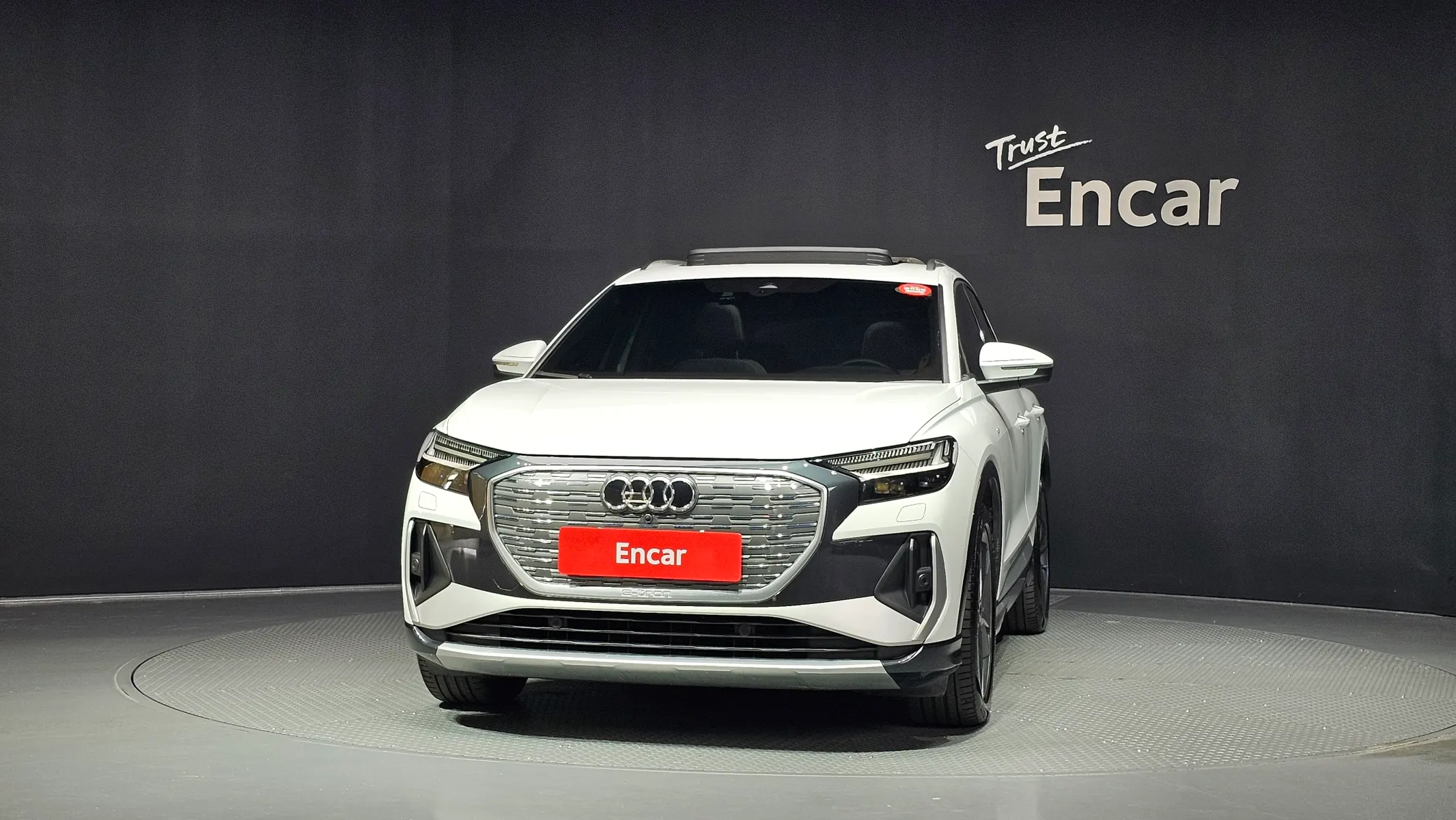 Audi Q4 e- (F4) 40 2022 3/36