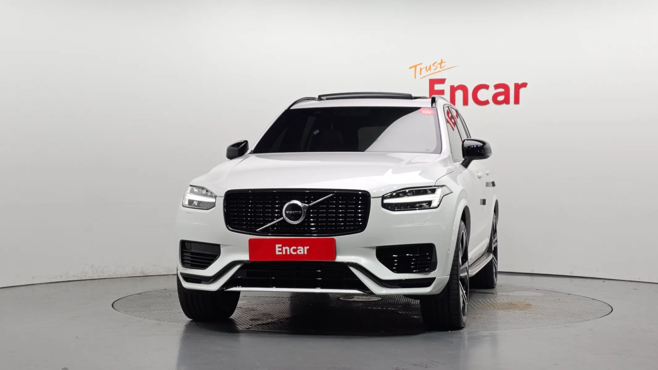Volvo XC90 2 T8 R- 2020 3/39