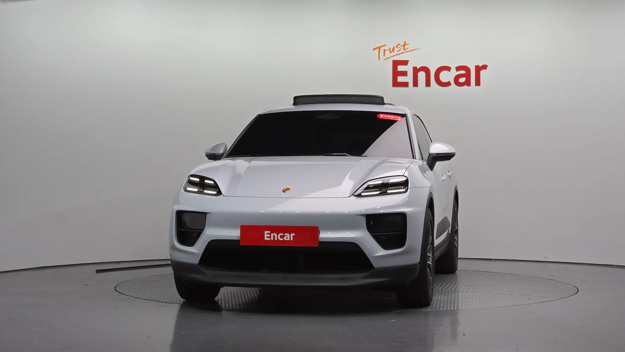 Porsche EV 2025 2/31