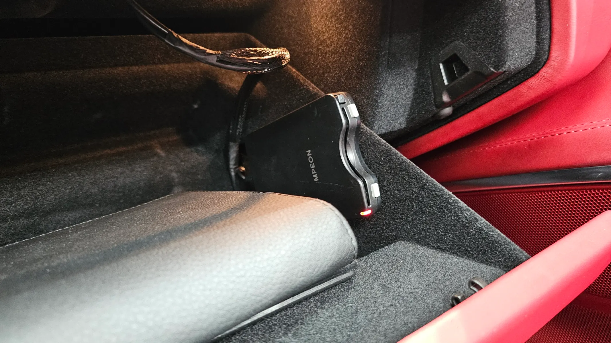 Porsche 911 4 GTS 2017 30/31