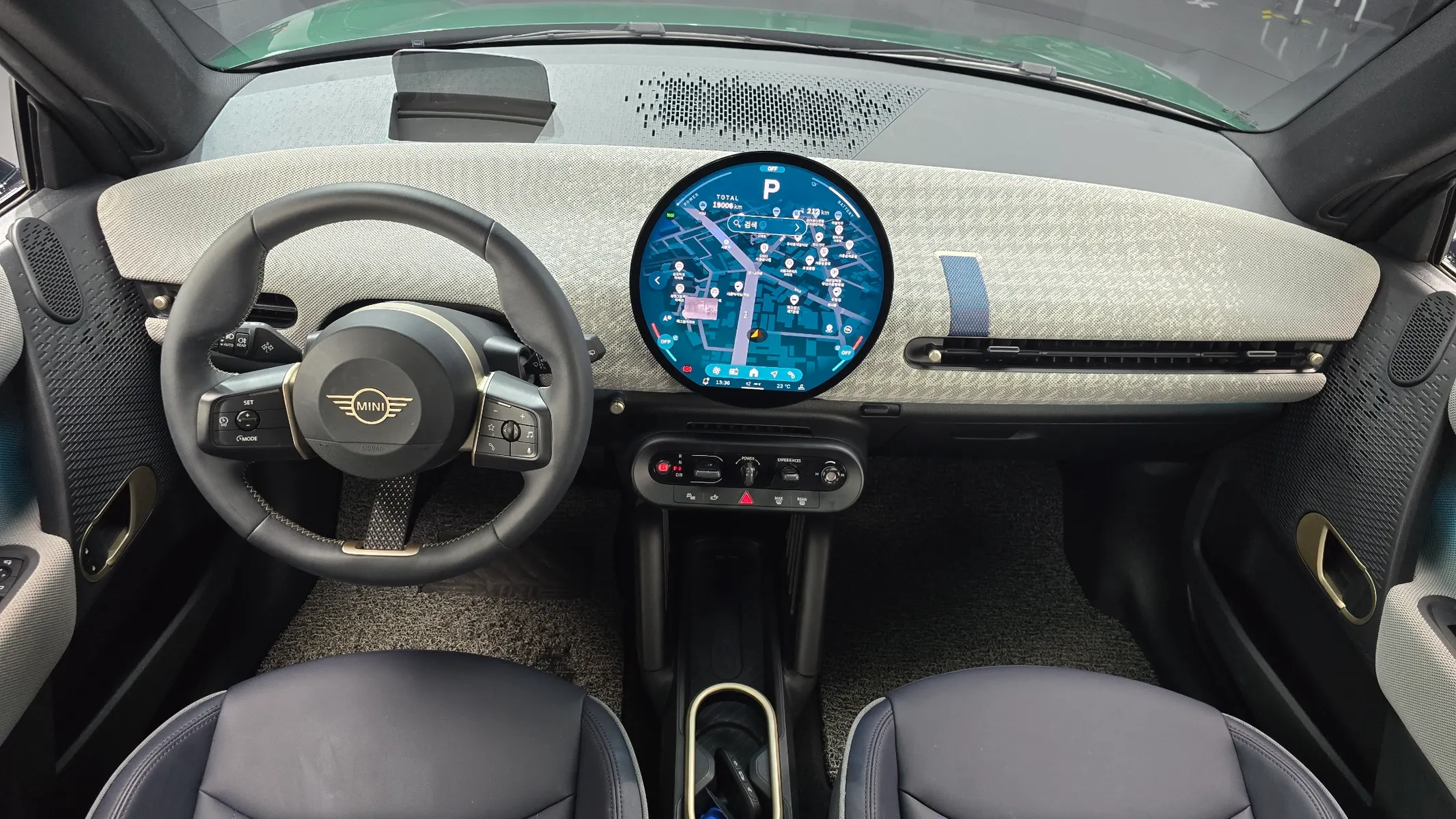 MINI 4 SE 2024 4/5