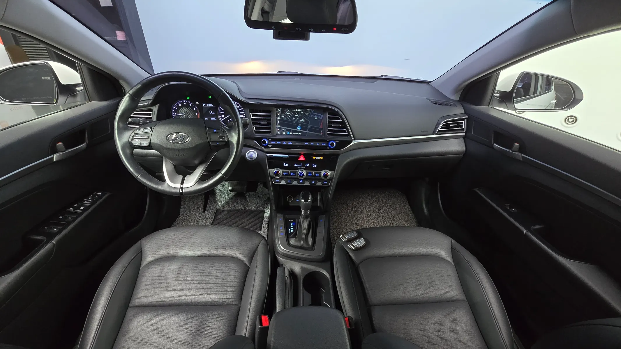Hyundai AD 1.6 2019 4/5