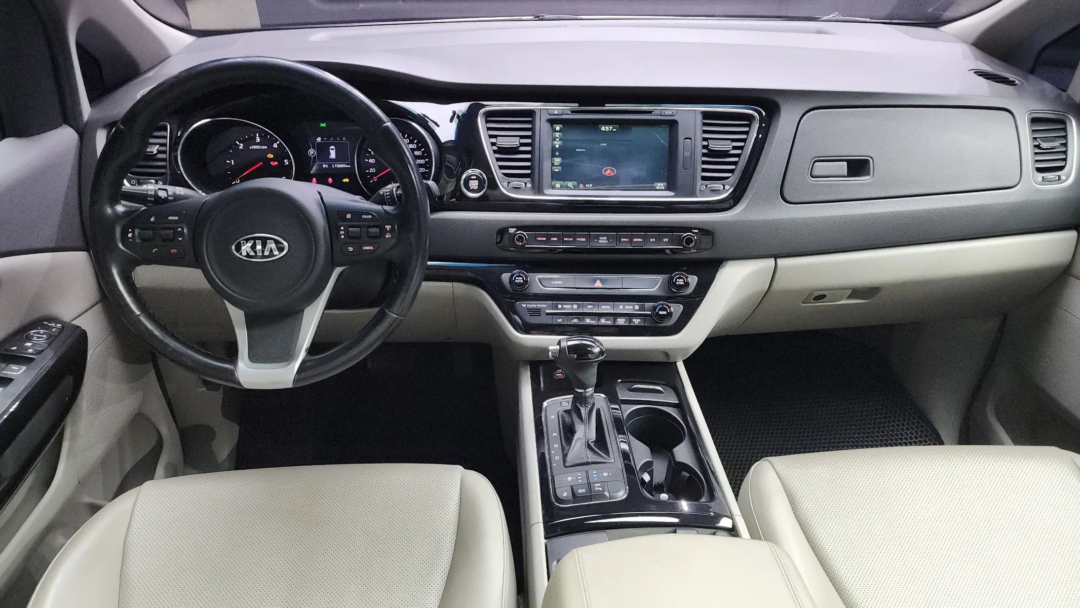 Kia 카니발 9 2015 4/5
