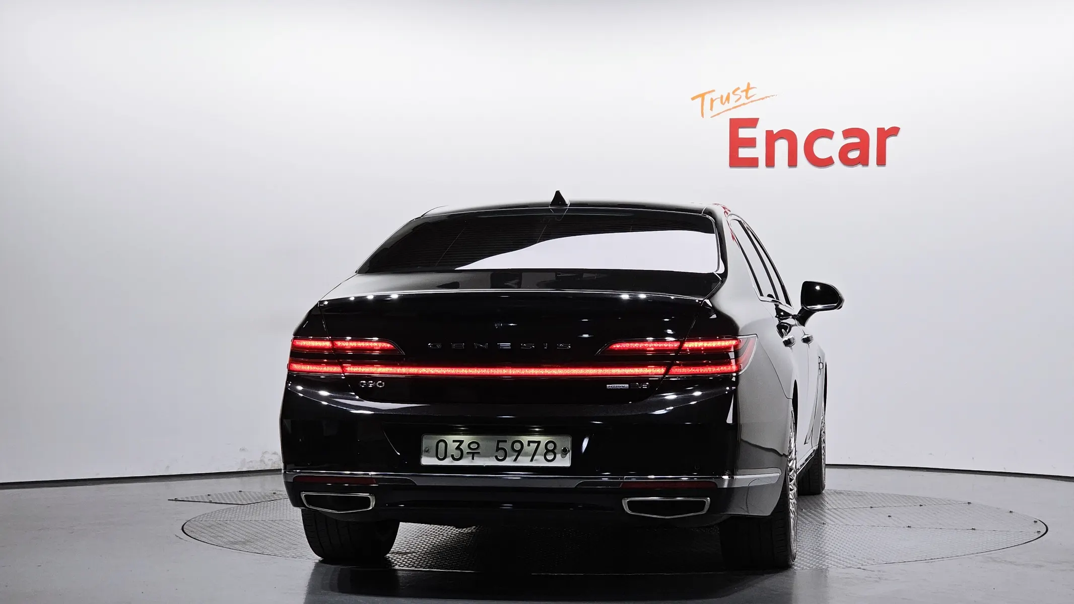 Genesis G90 3.8 AWD 2019 3/5