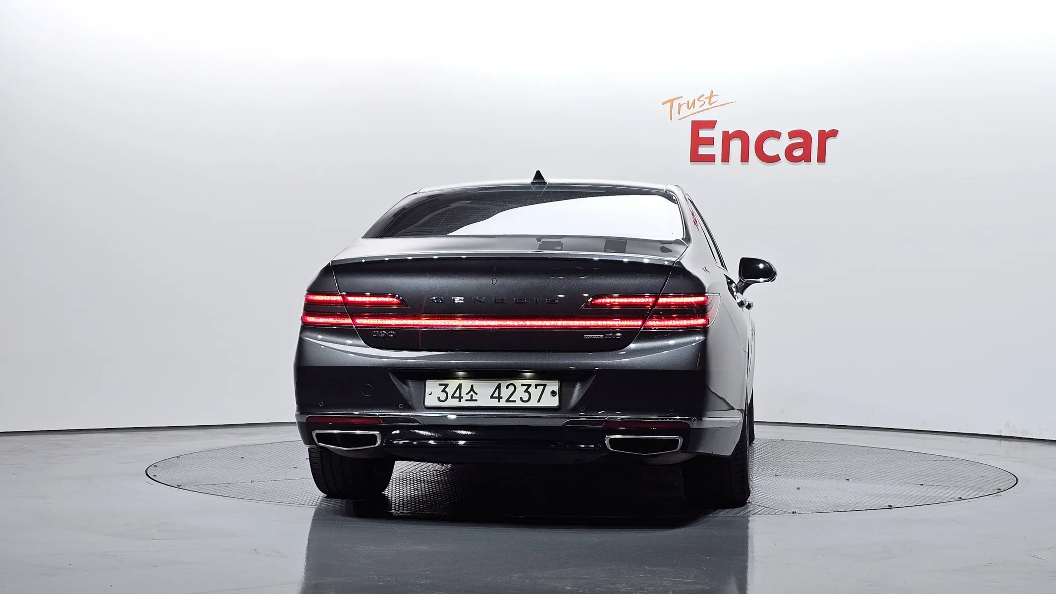 Genesis G90 3.8 AWD 2019 3/5