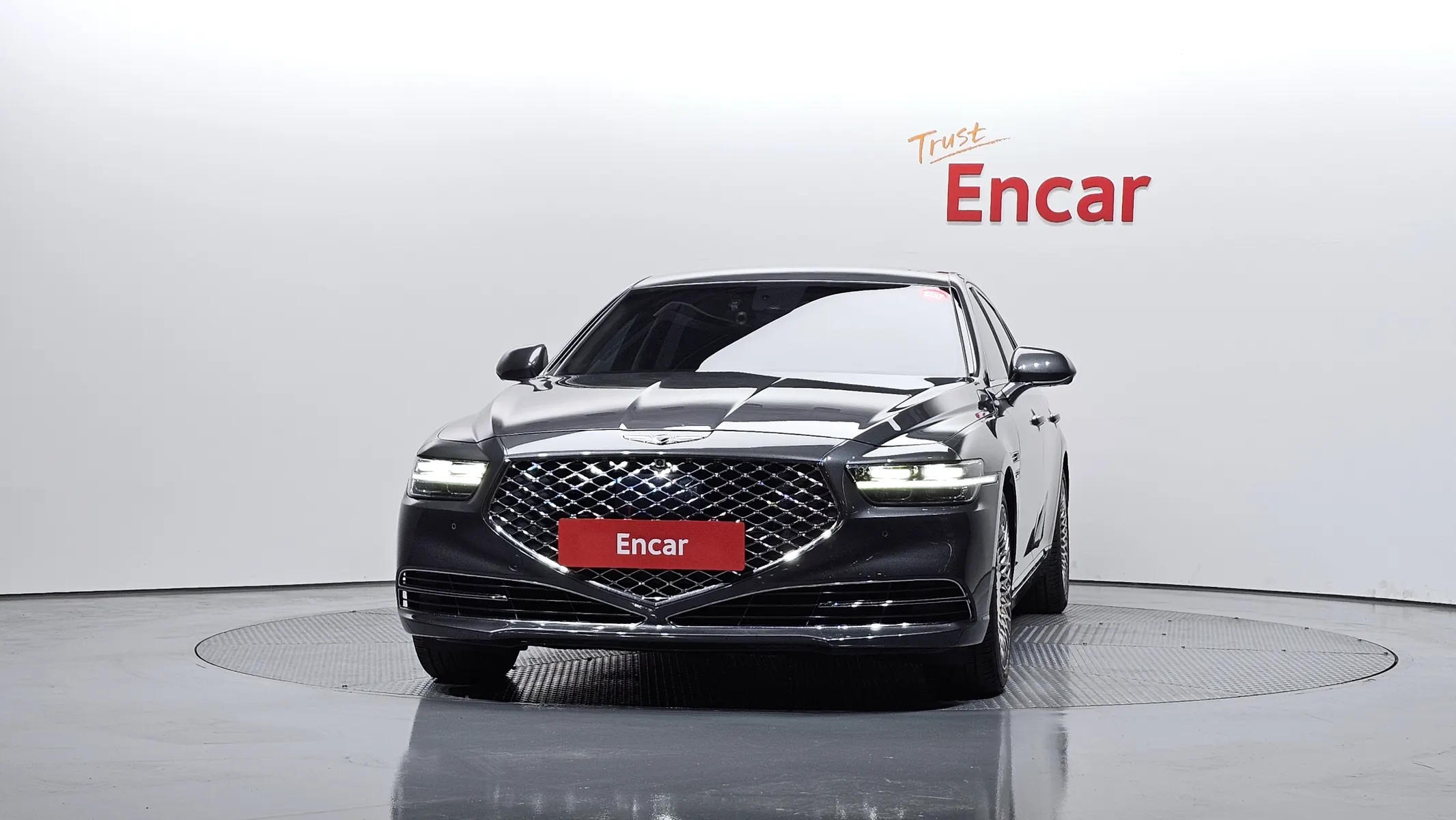 Genesis G90 3.8 AWD 2019 2/5