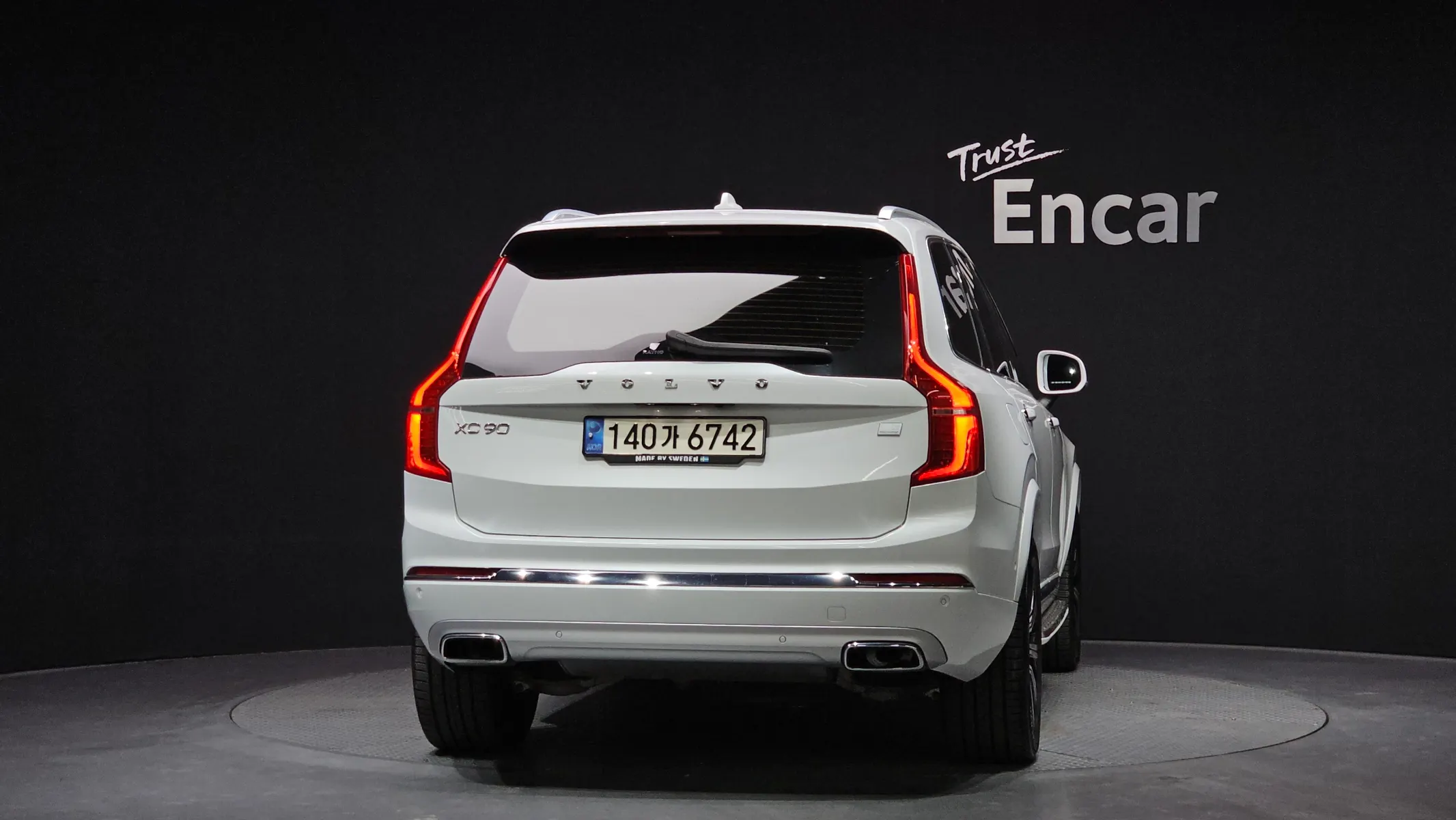 Volvo XC90 2 T8 2021 3/5