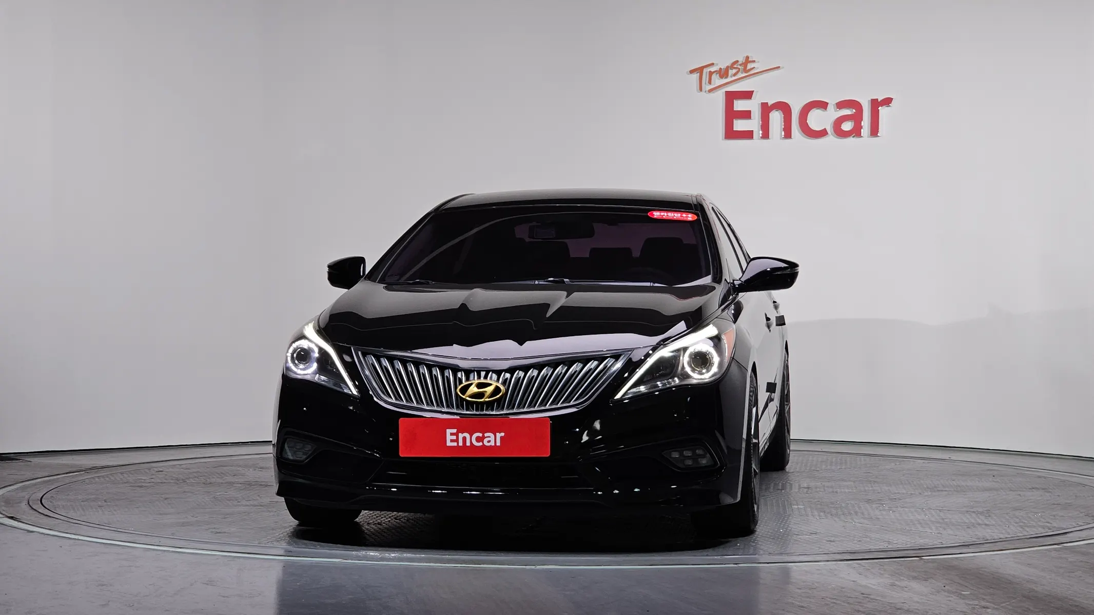 Hyundai Grandeur HG HG240 2016 2/5