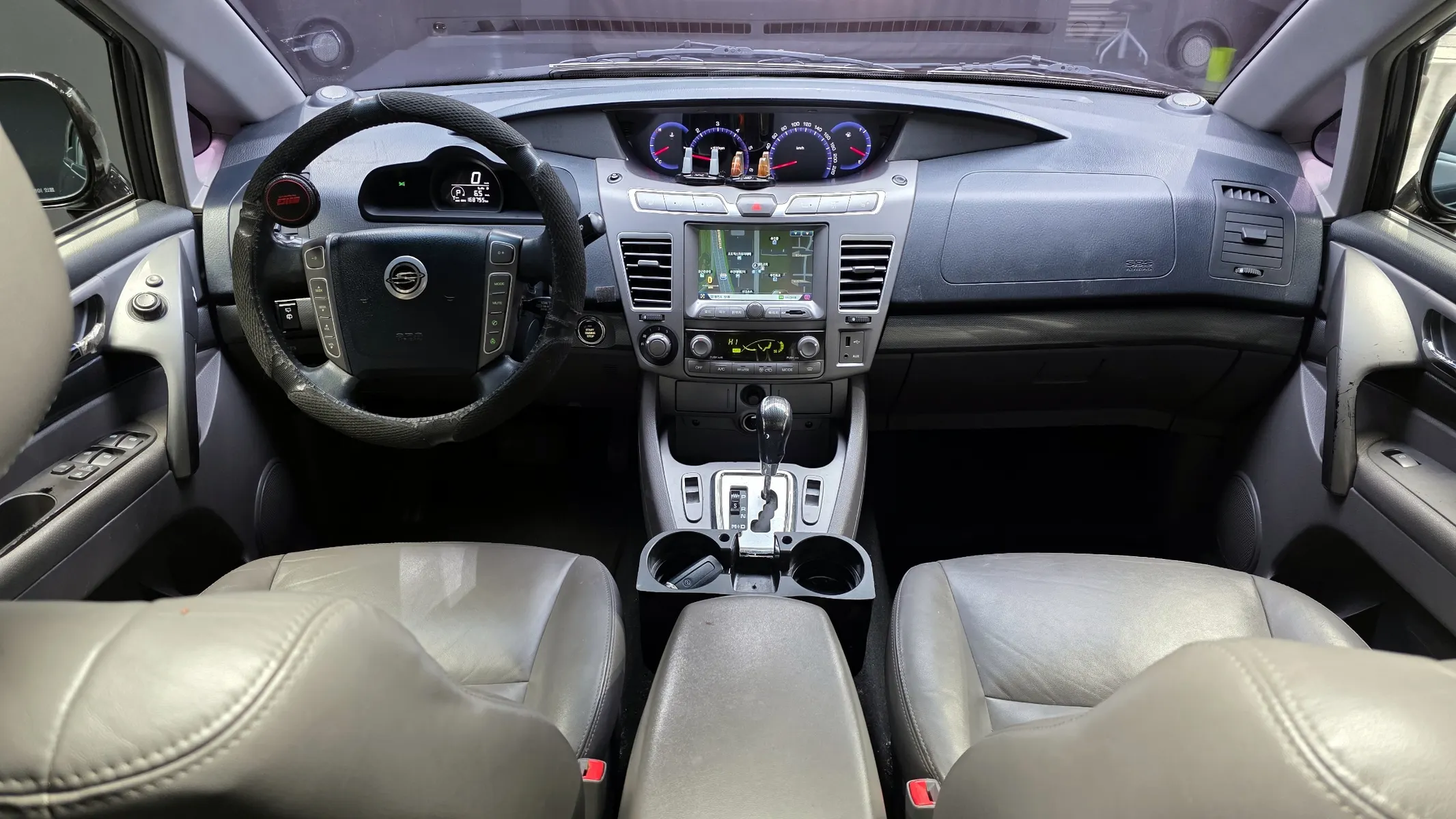 KG Mobility 코란도 투리스모 4WD RT 11 2014 4/5