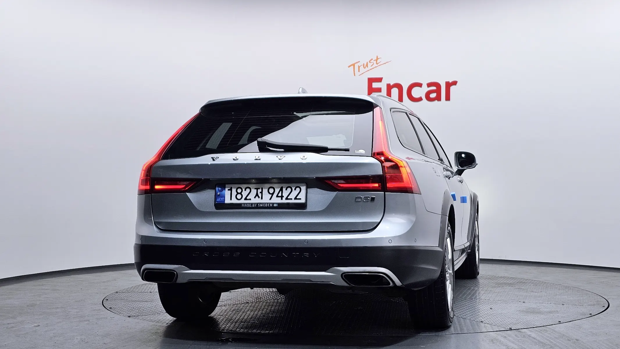Volvo V90 D5 AWD 2017 3/5