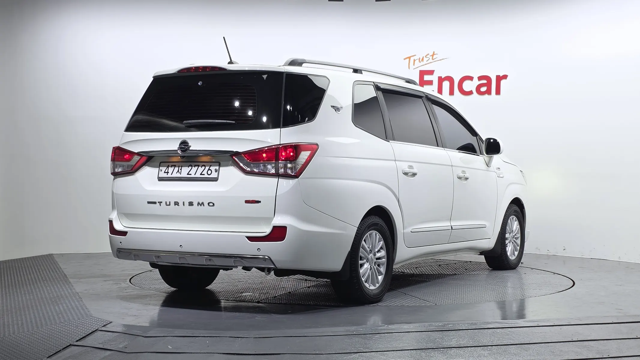 KG Mobility 코란도 투리스모 4WD RX 9 2018 2/21