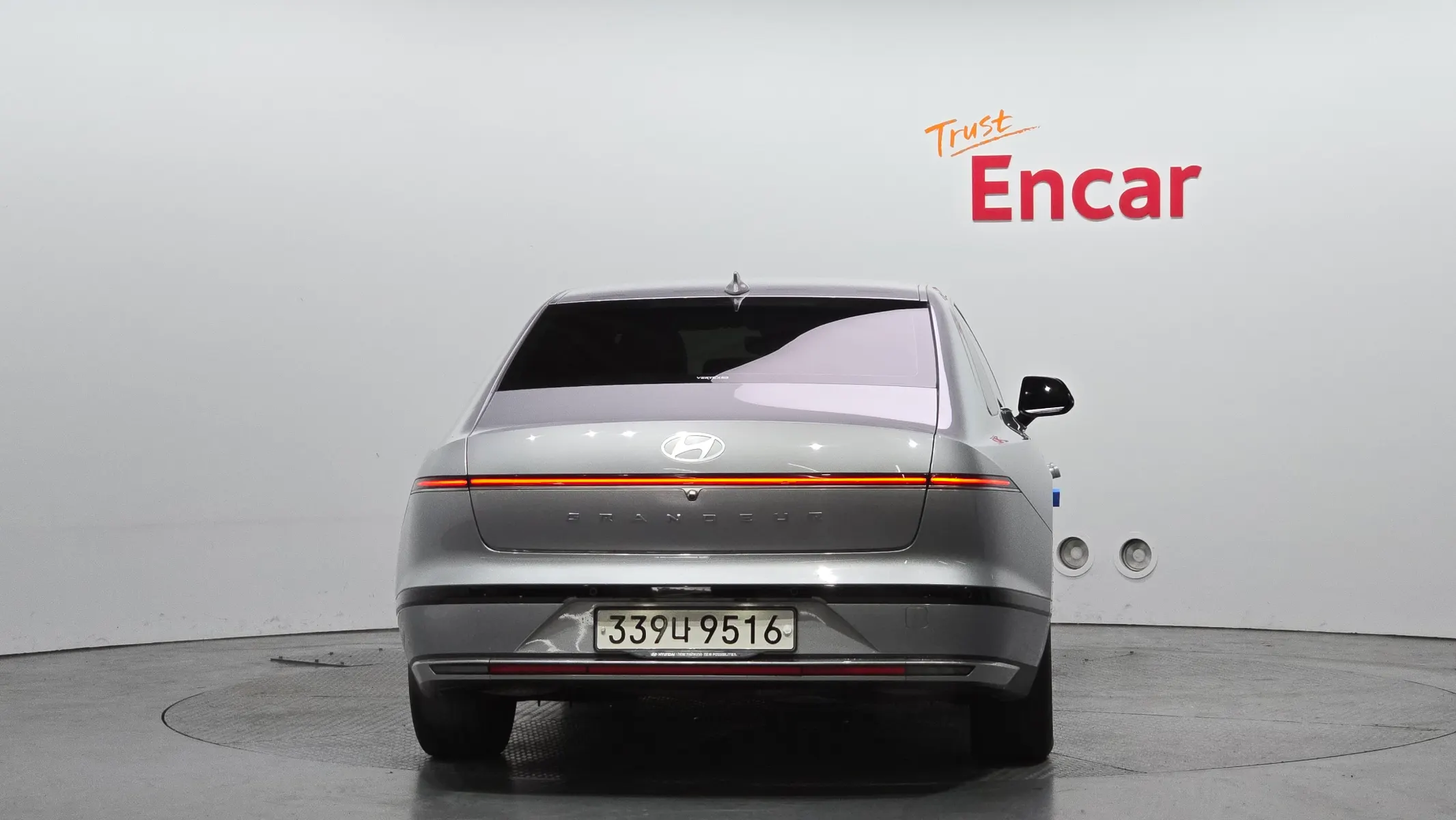 Hyundai (GN7) 3.5 LPG 2WD () 2023 3/5