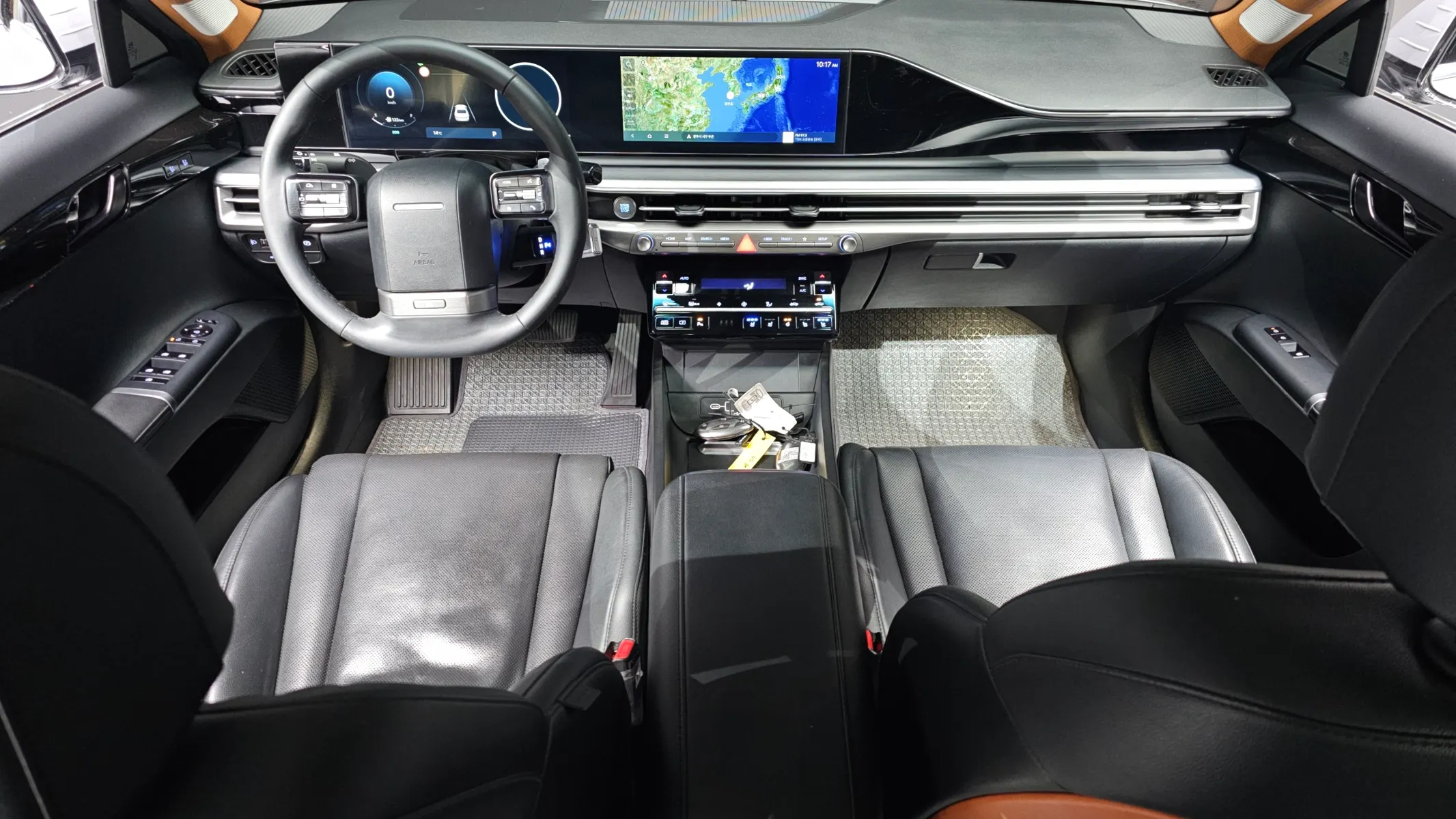 Hyundai (GN7) 3.5 LPG 2WD () 2023 4/5