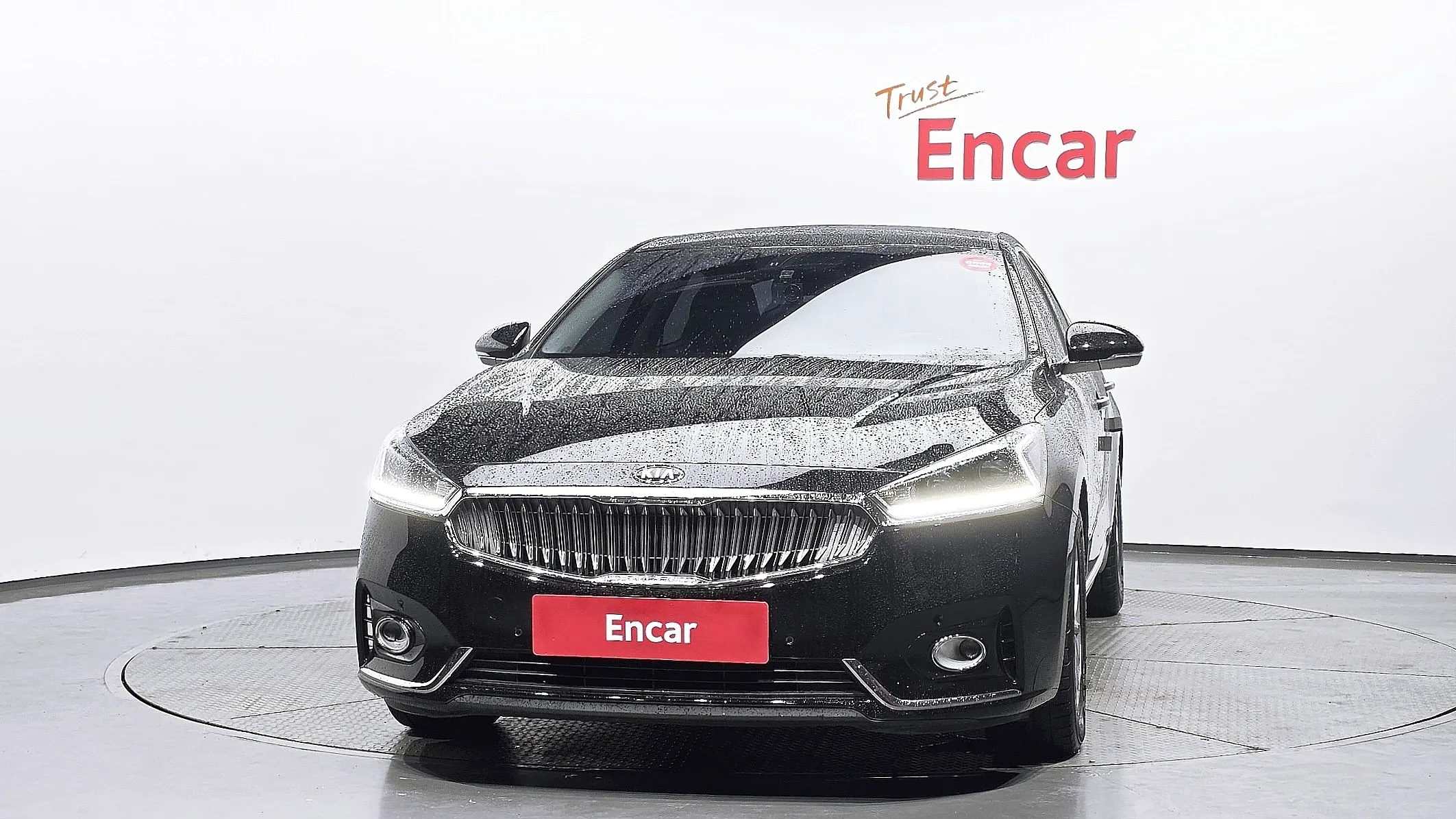 Kia K7 3.0 LPI () 2018 2/5