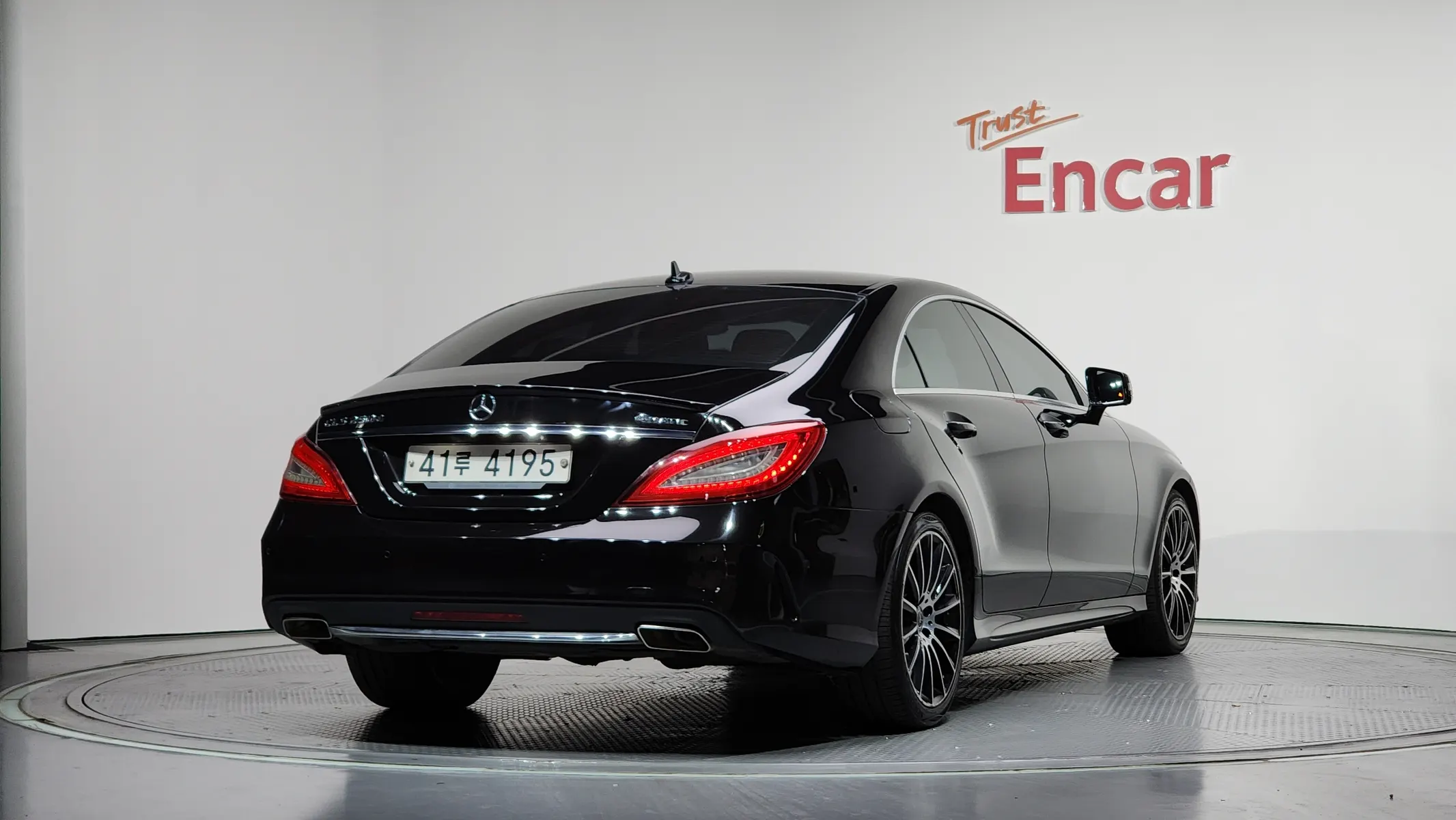 Mercedes-Benz CLS-Class W218 CLS250 d 4MATIC AMG Line 2017 2/31