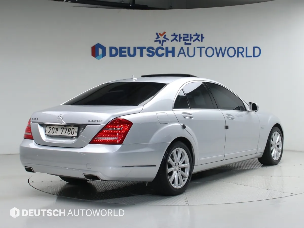 Mercedes-Benz S-Class W221 S350 2012 2/21