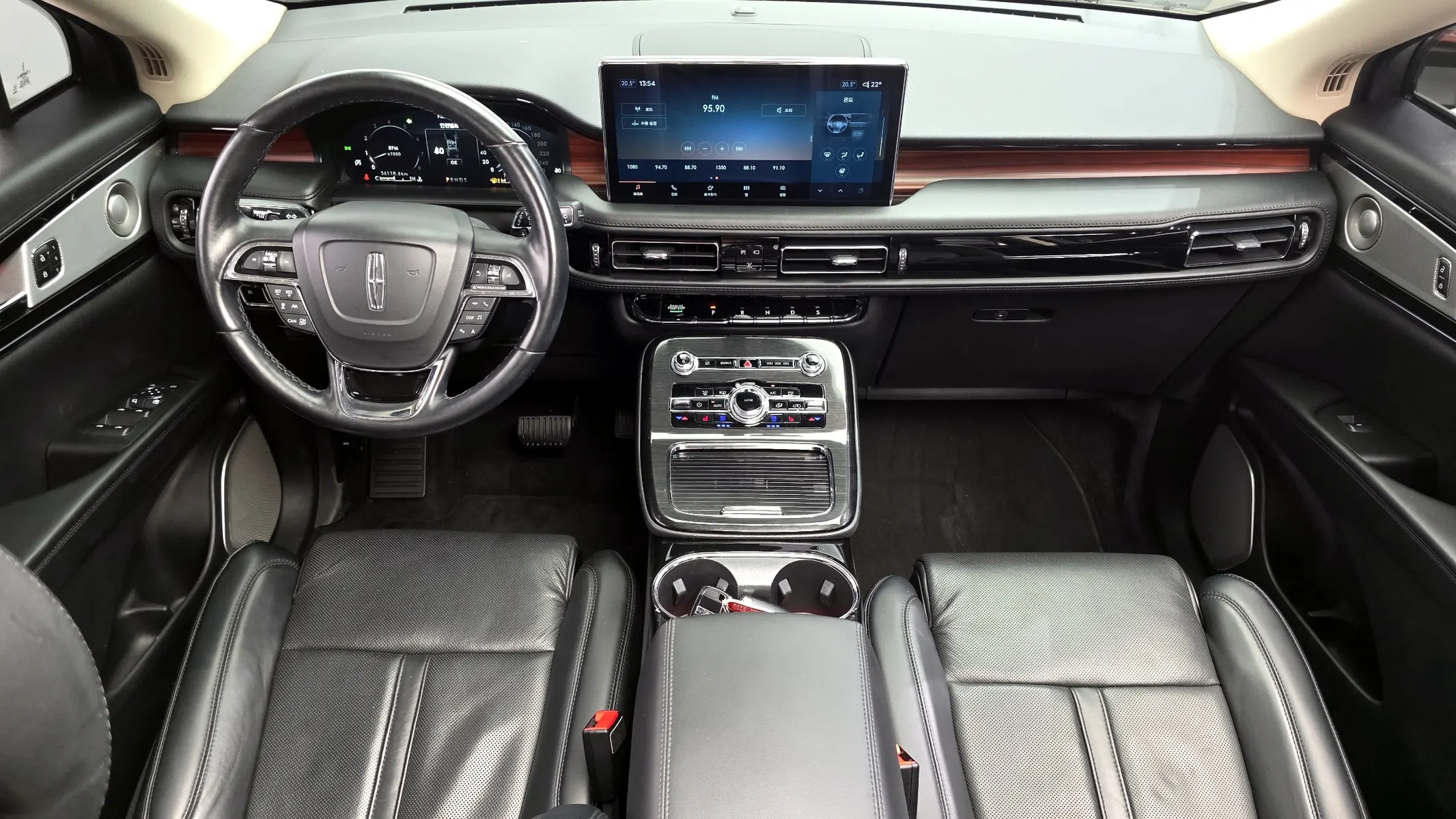 Lincoln 1 2.7 202A AWD 2023 4/5