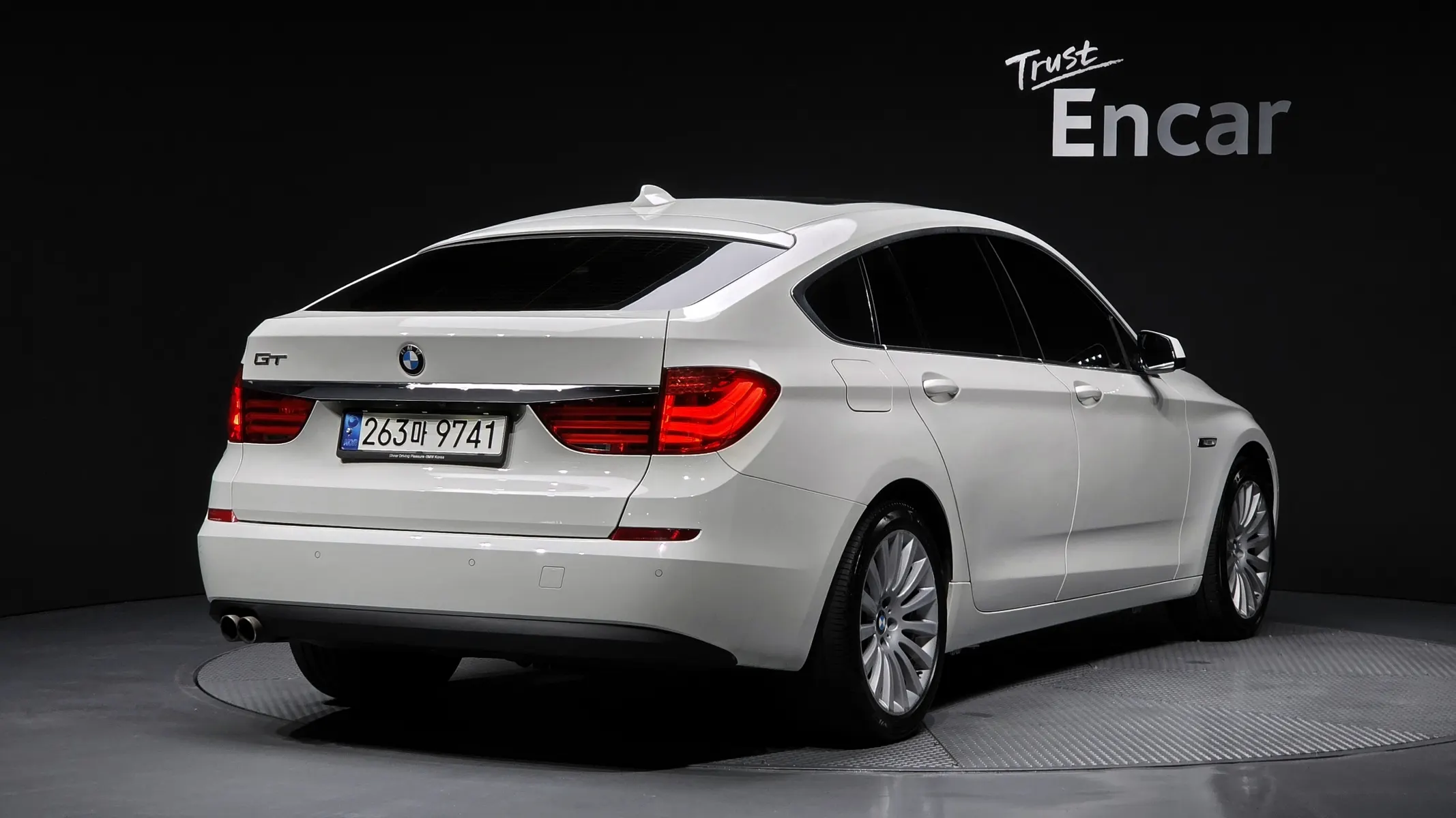 BMW 5 Series GT (F07) GT ED Edition 2013 2/21