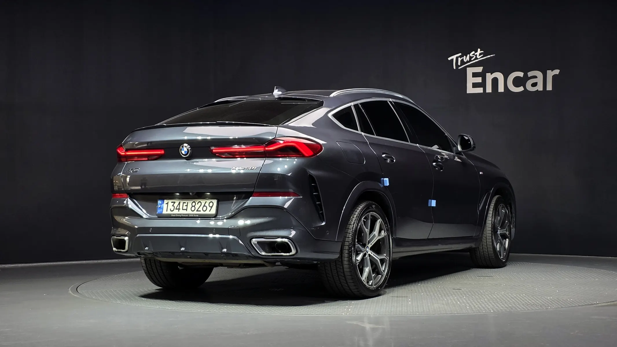 BMW X6 (G06) xDrive40i M 2021 2/32
