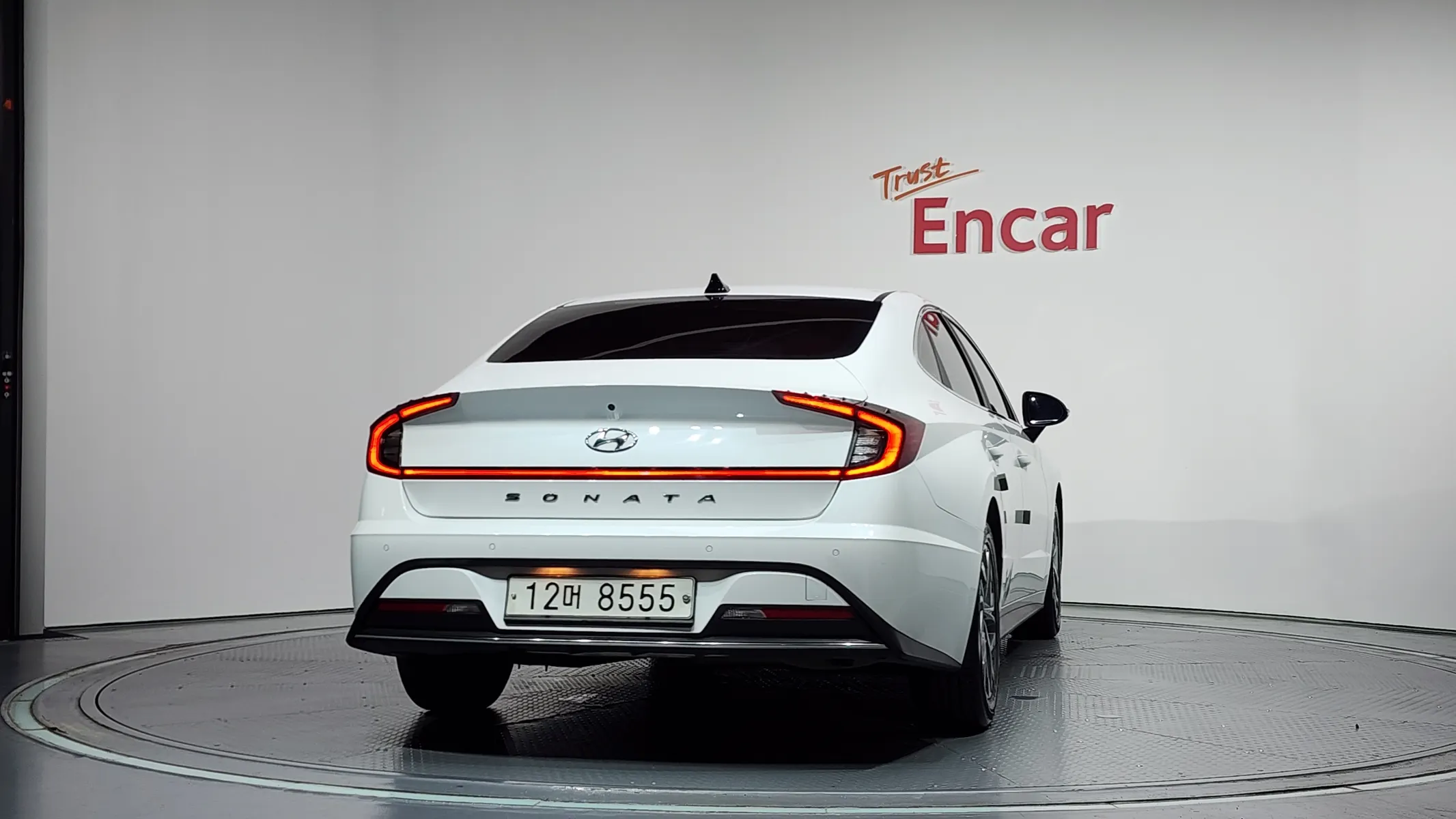 Hyundai (DN8) 2.0 2019 3/5