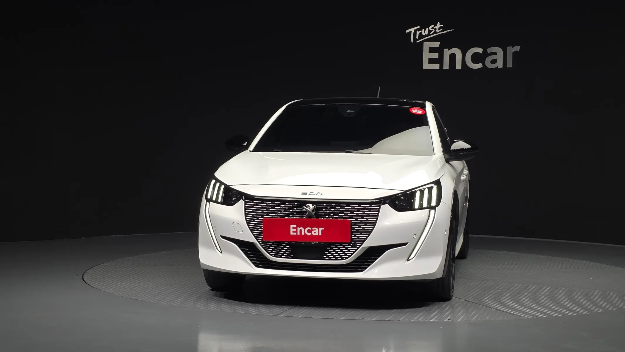 Peugeot e-208 2 GT 2023 2/5