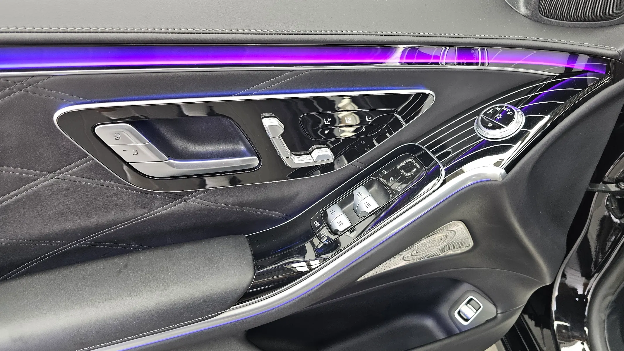 Mercedes-Benz S-Class W223 S580 4MATIC 2023 36/37