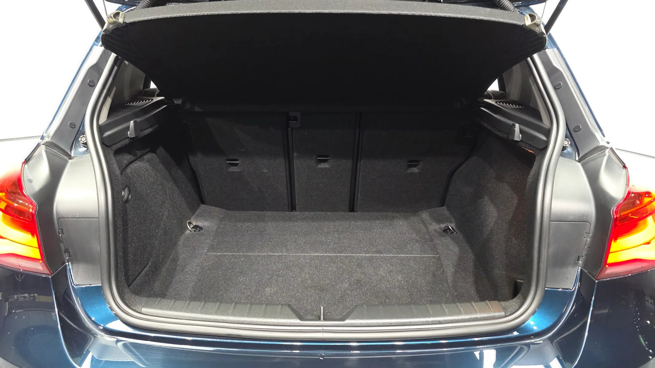 BMW 1 Series (F20) 118d 5 2017 20/21