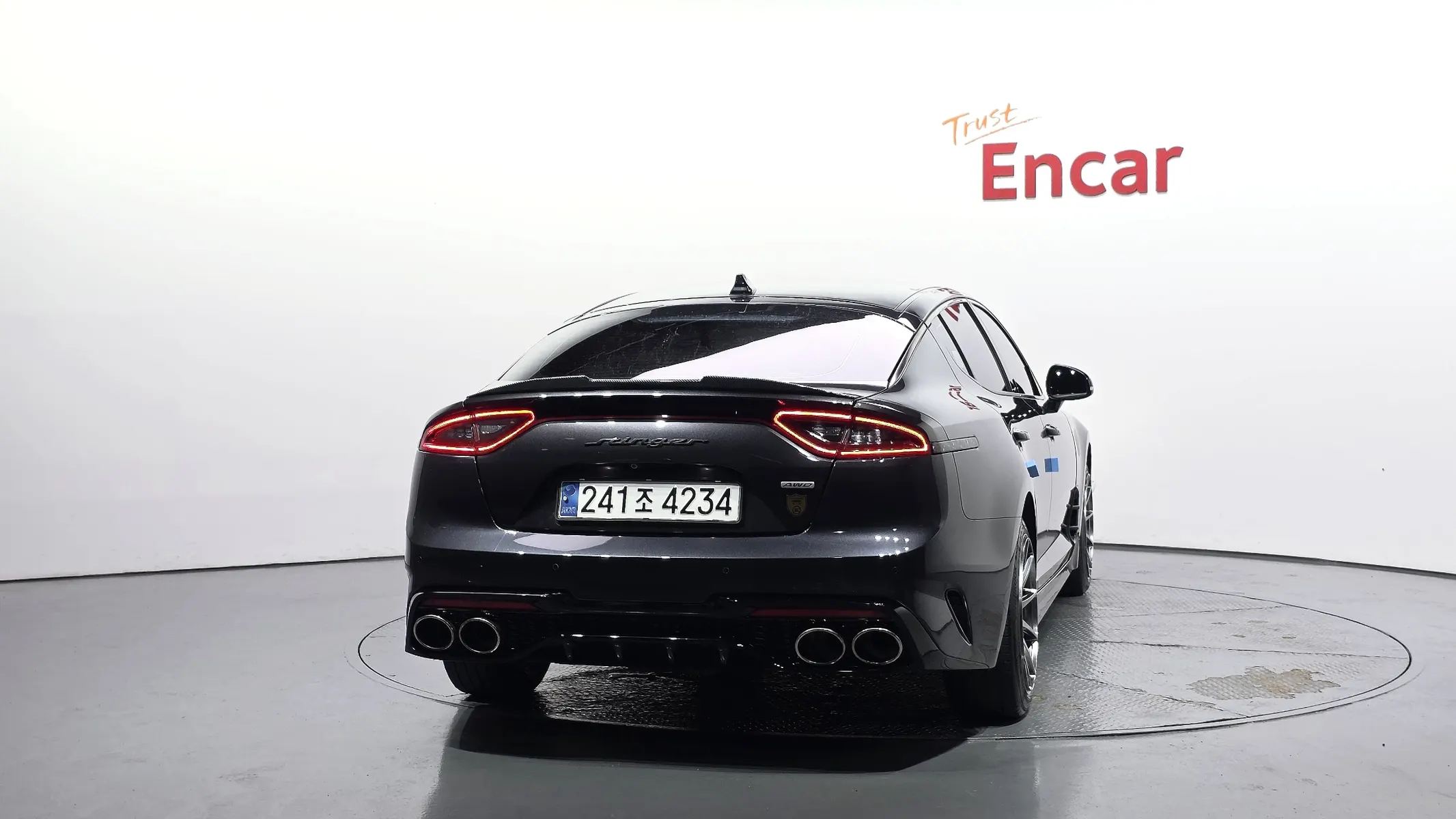 Kia Stinger 2.0 AWD 2017 3/5