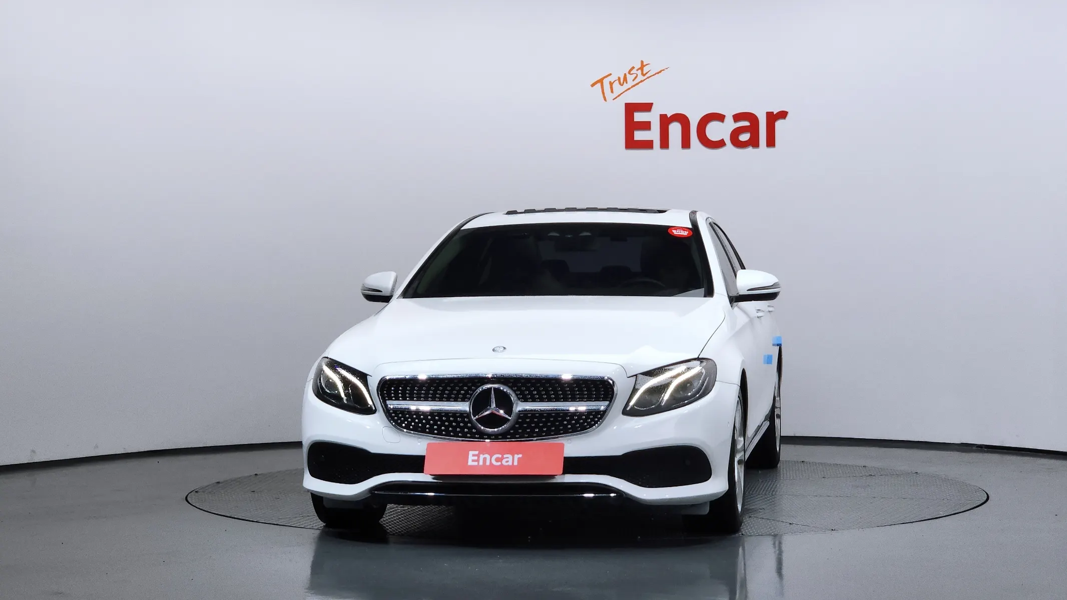 Mercedes-Benz E-Class W213 E200 2017 3/21