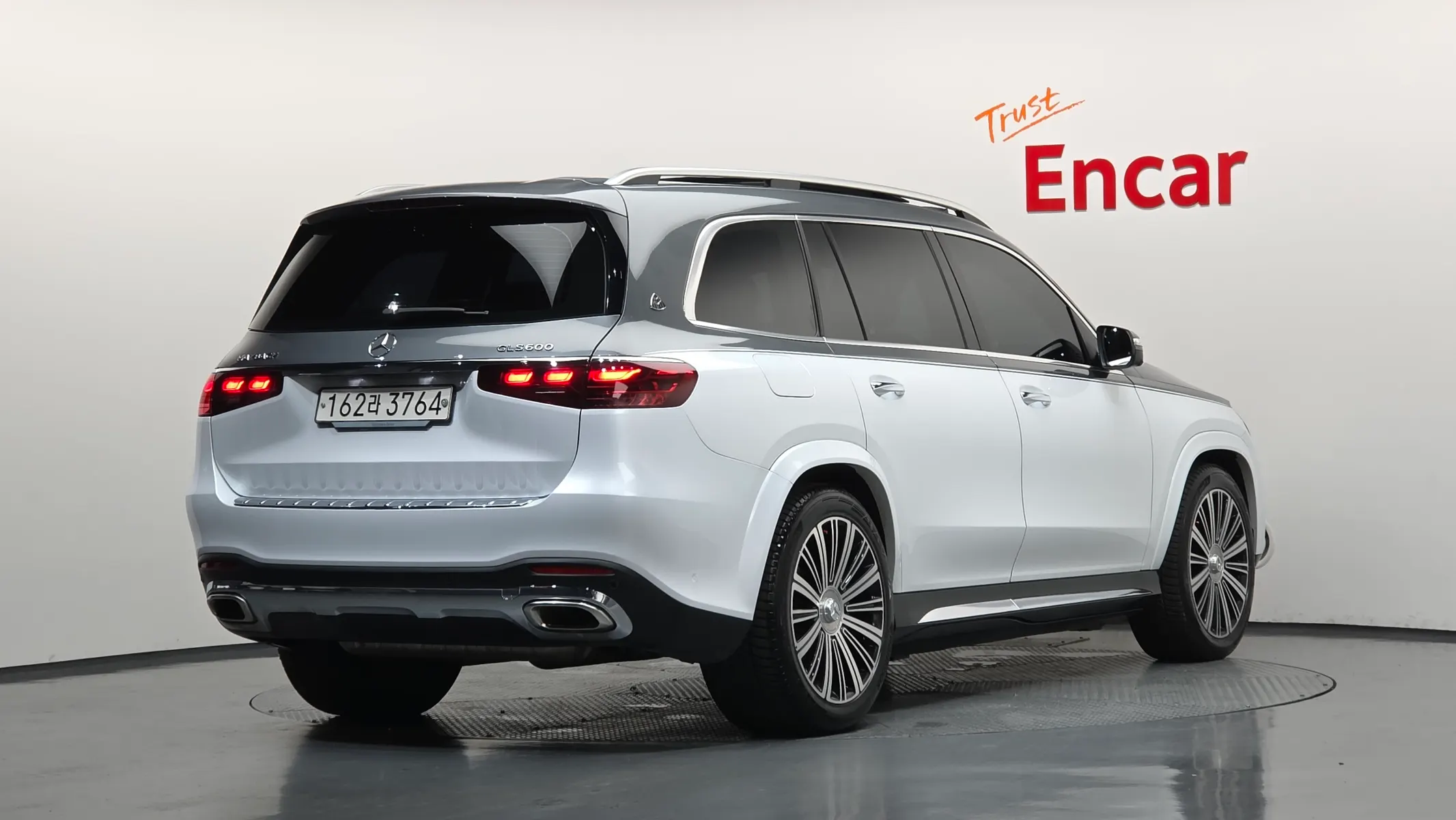 Mercedes-Benz GLS-Class X167 GLS580 4MATIC 2024 2/39