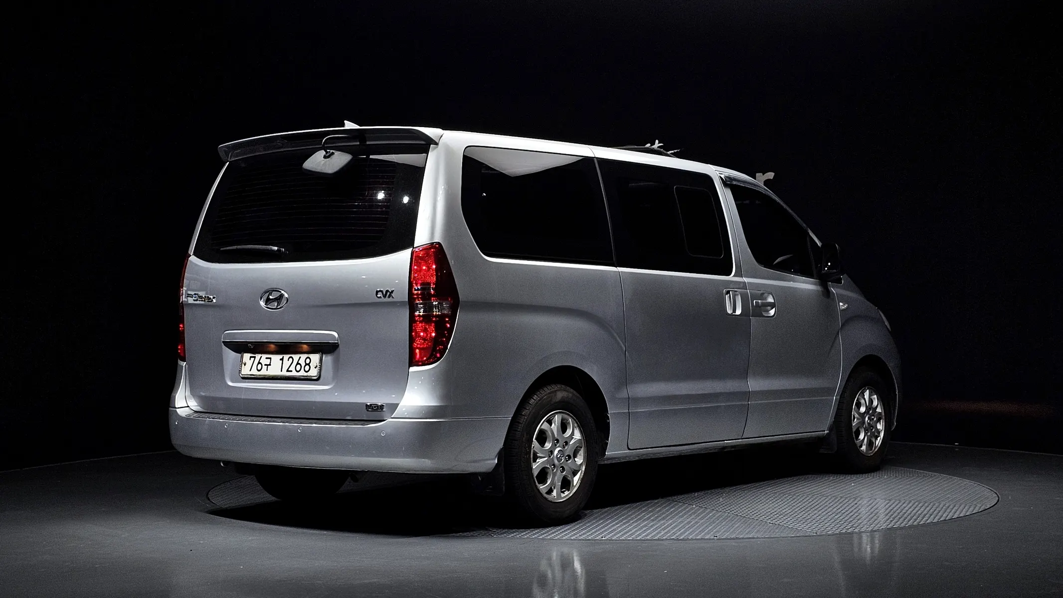 Hyundai Grand Starex 12 2009 2/34